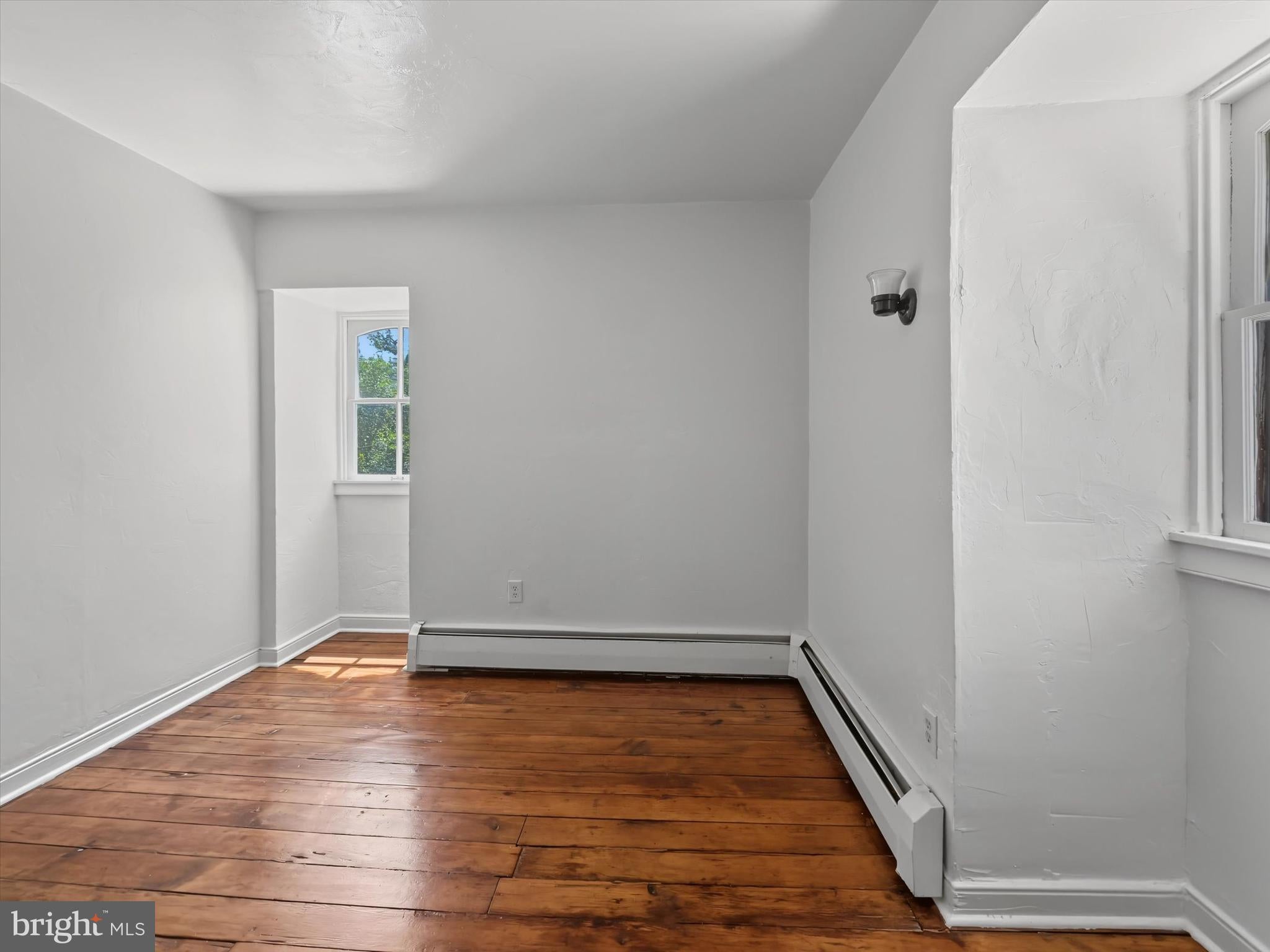 131 E MAPLE STREET