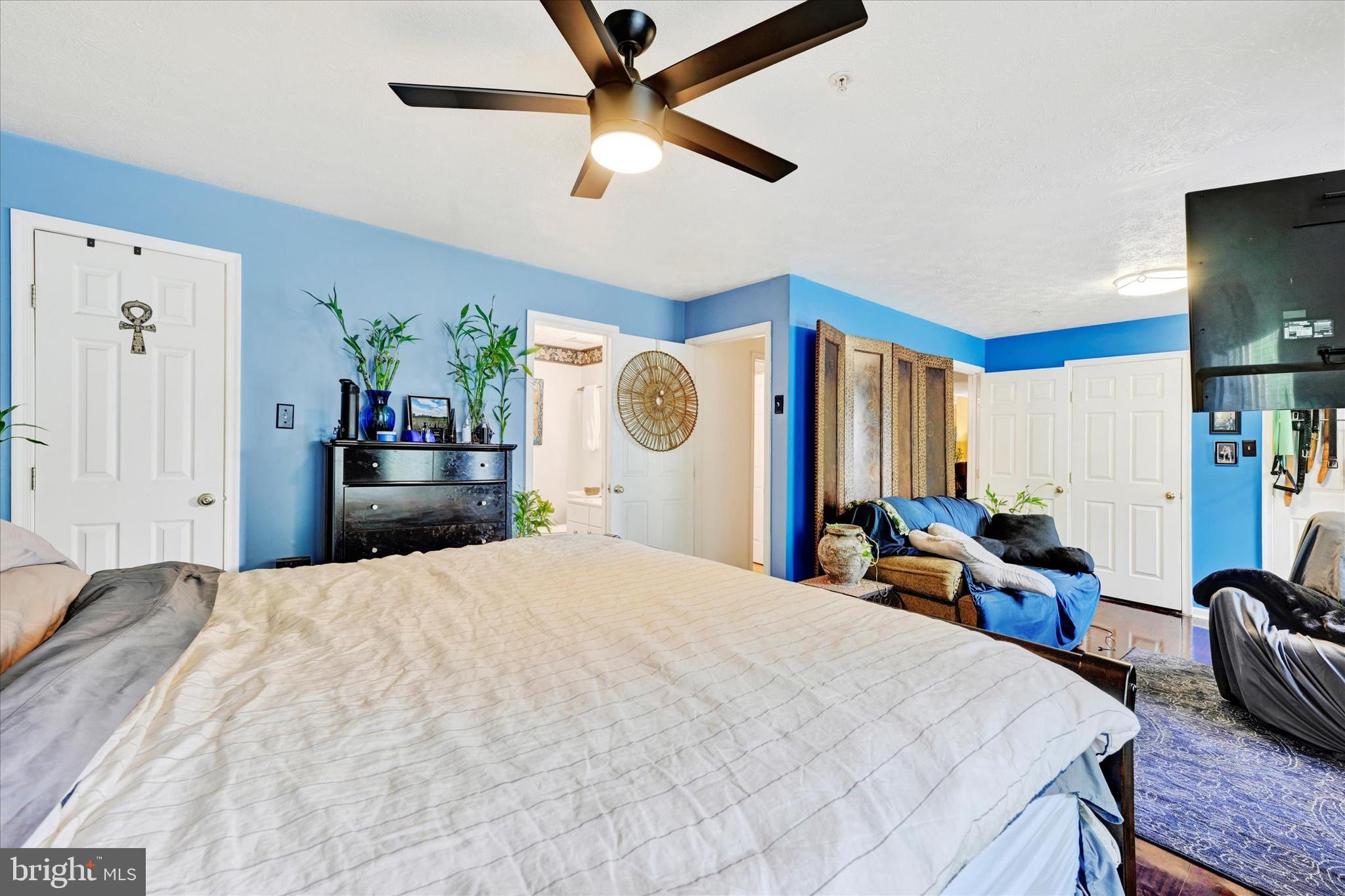 GREENSPRING EAST - Residential
