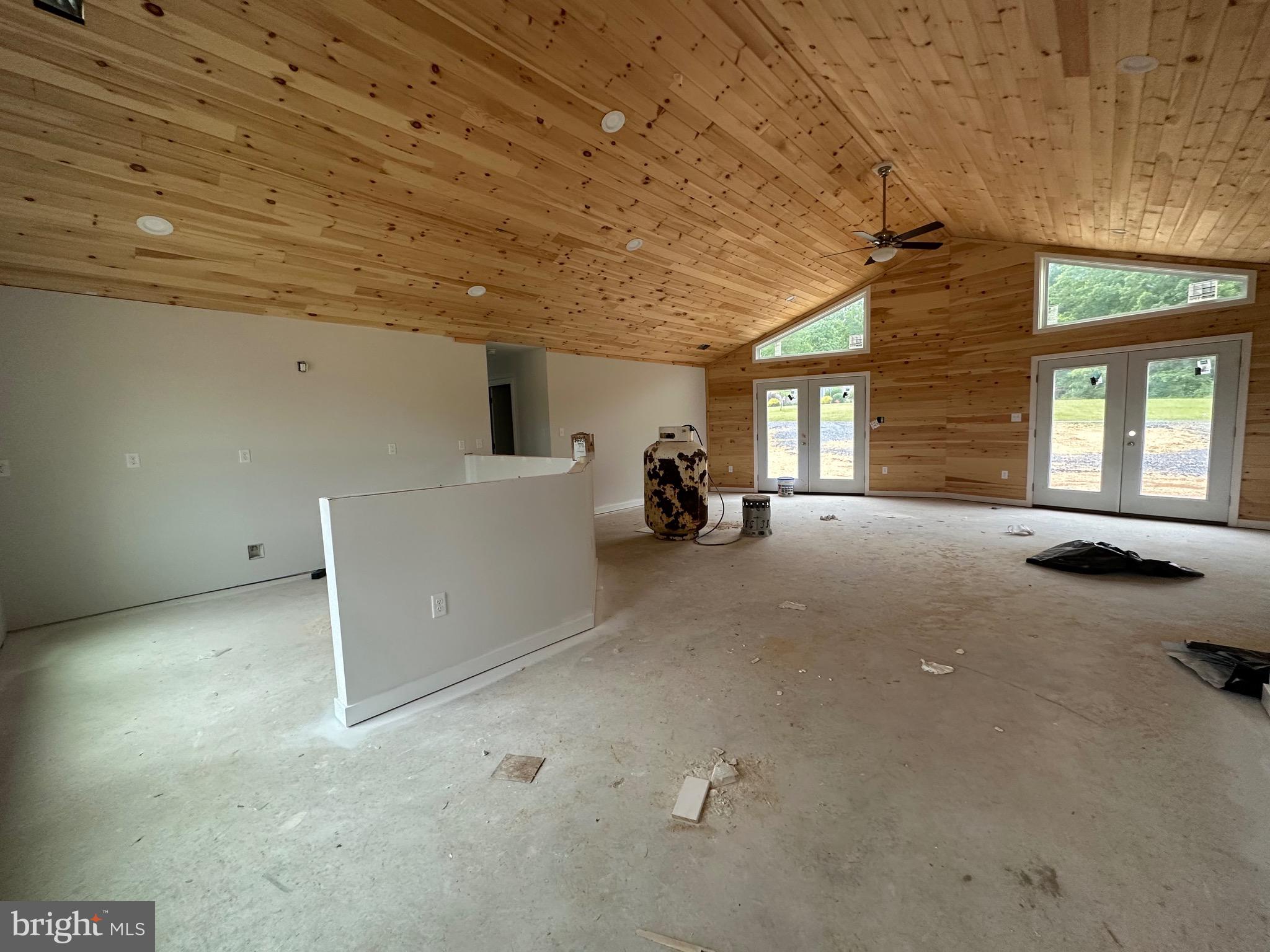 QUAKER LAKE SUBDIVISION - Residential