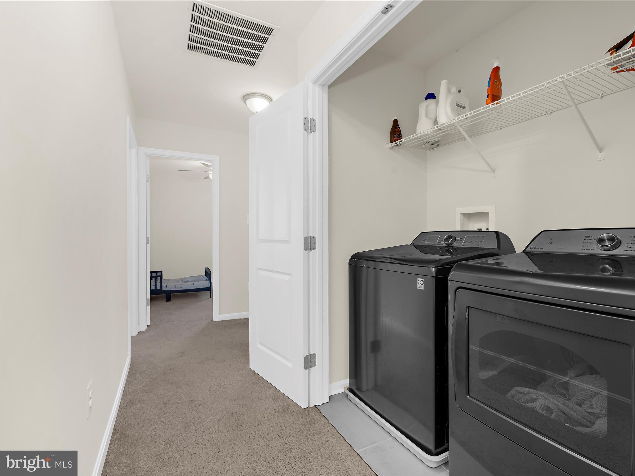 ROMANCOKE ON THE BAY - Residential