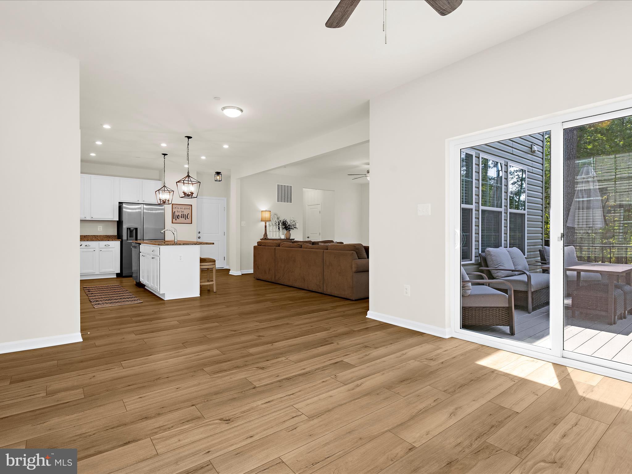 ROMANCOKE ON THE BAY - Residential