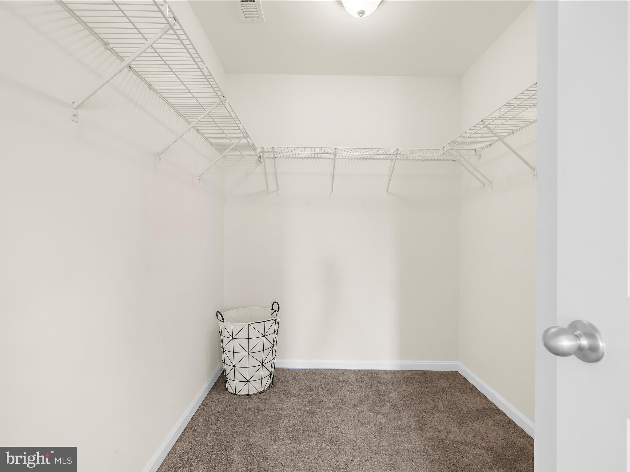 ROMANCOKE ON THE BAY - Residential