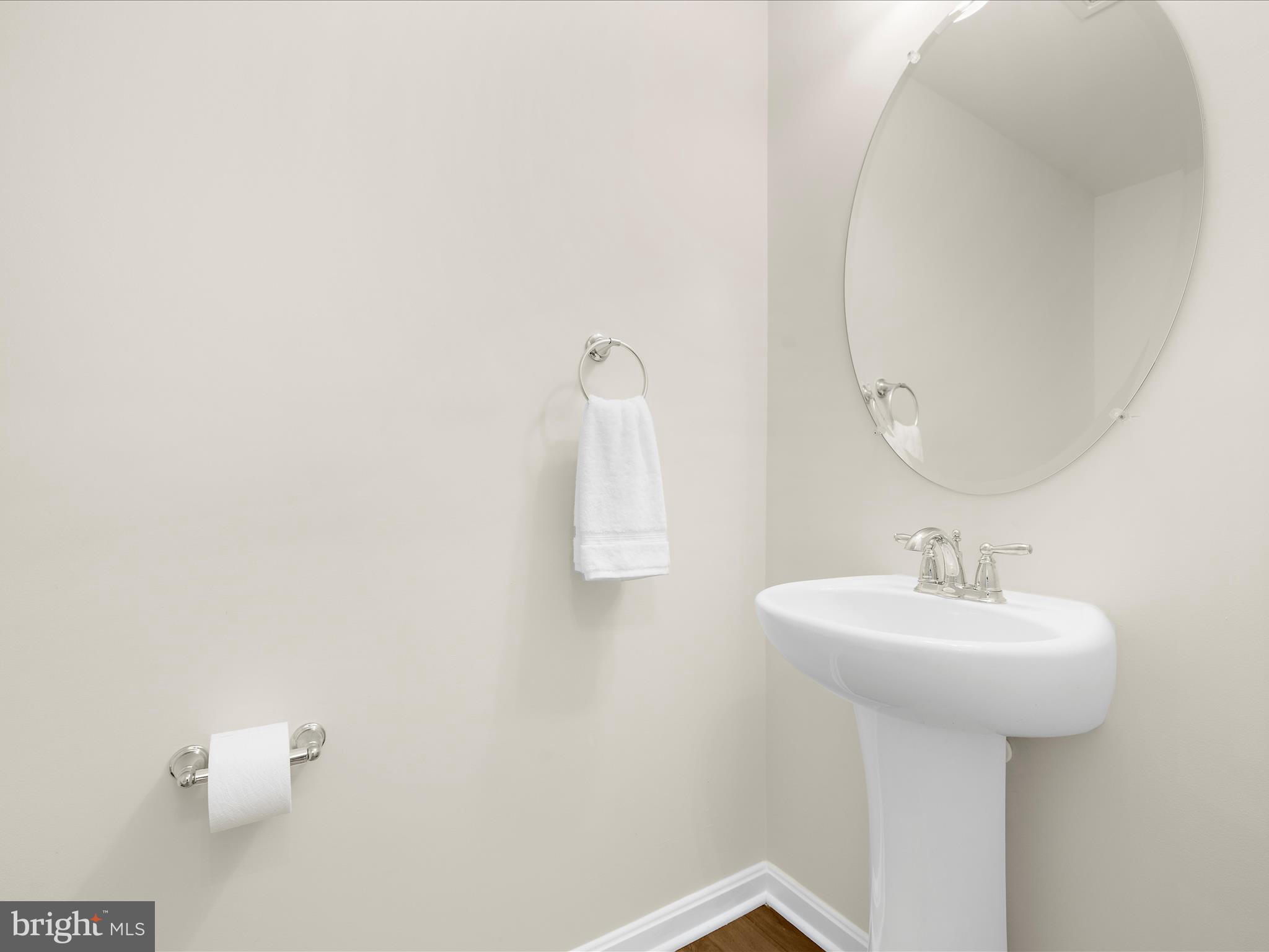 ROMANCOKE ON THE BAY - Residential