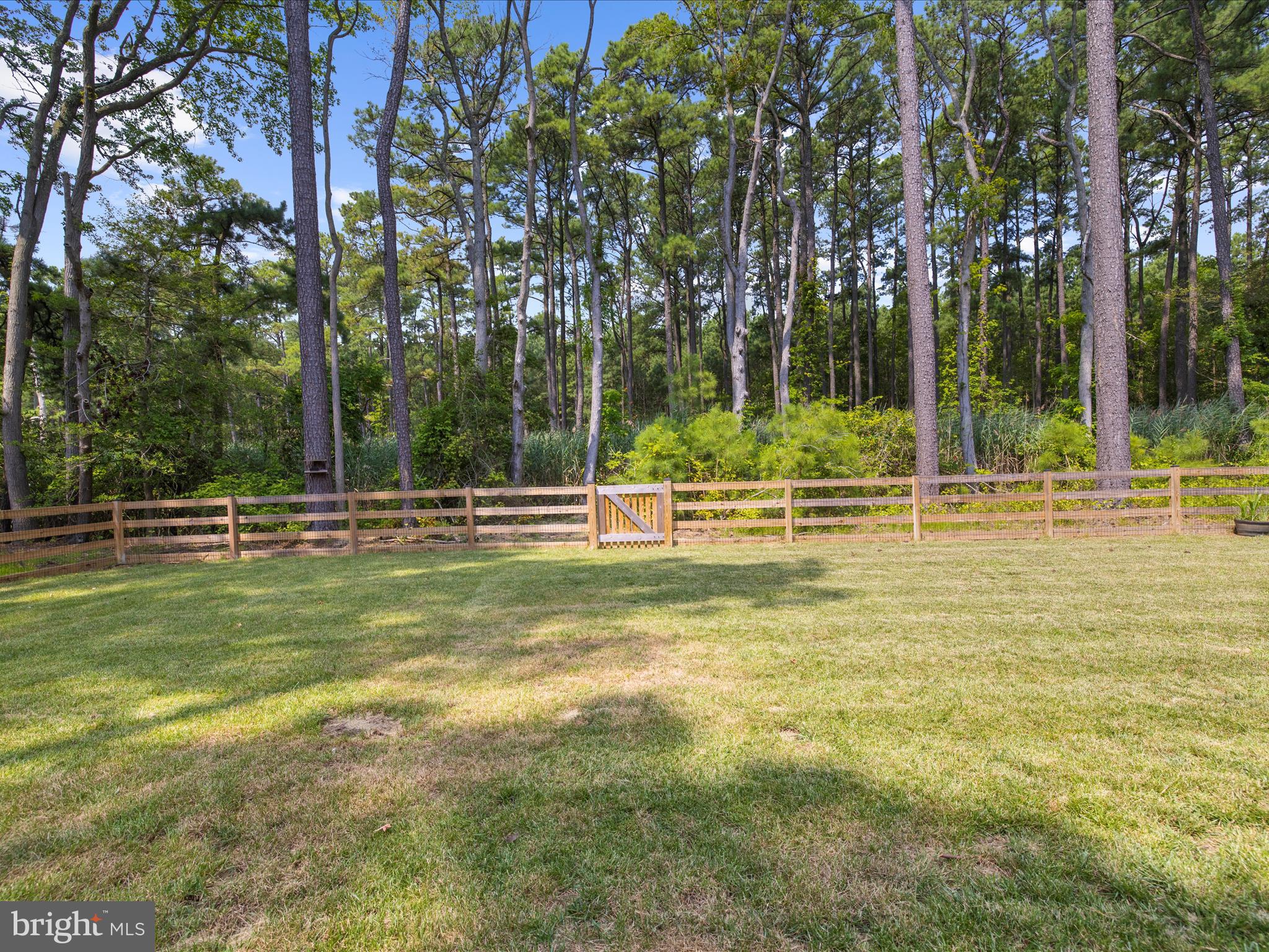 ROMANCOKE ON THE BAY - Residential