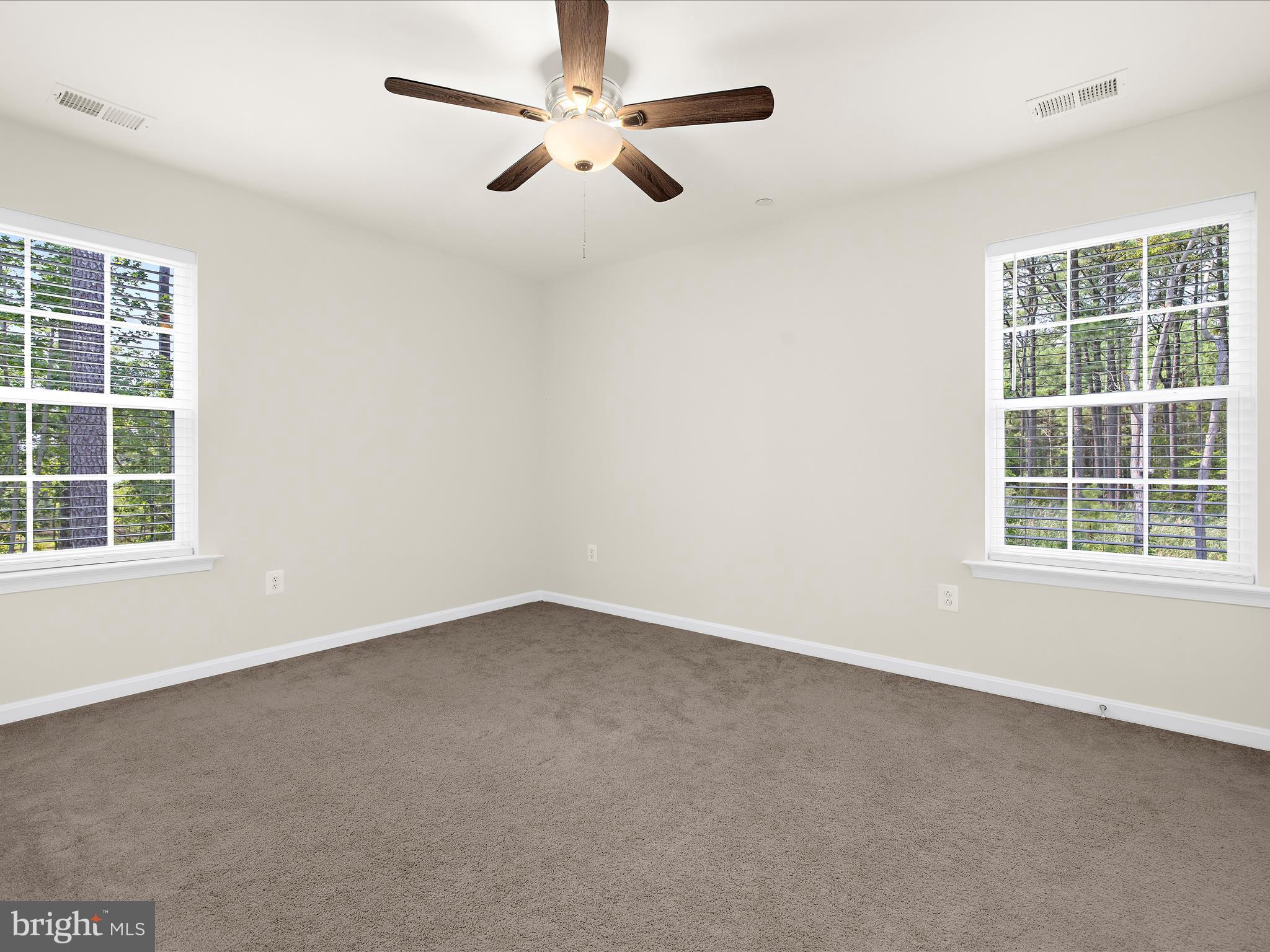 ROMANCOKE ON THE BAY - Residential