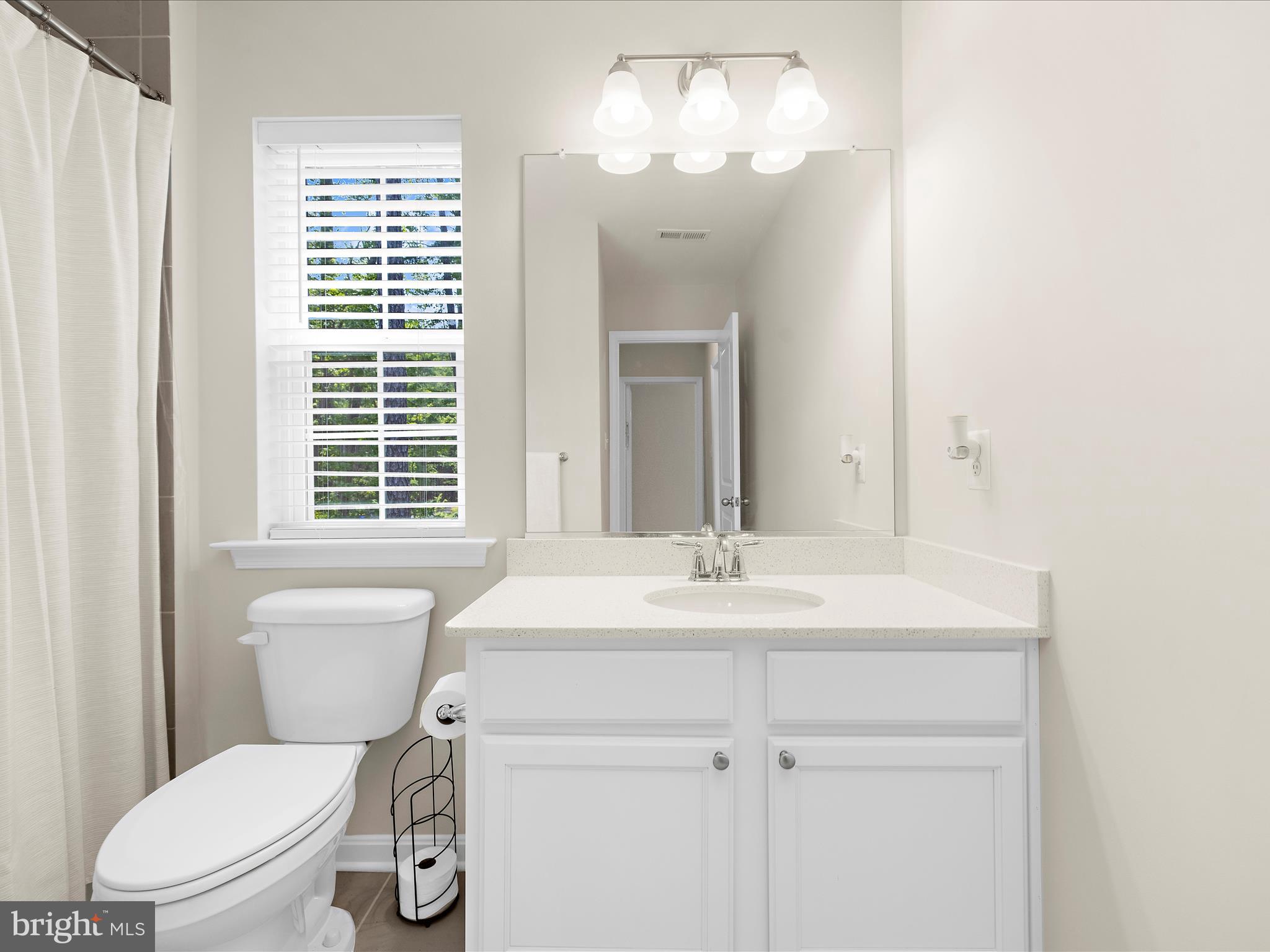 ROMANCOKE ON THE BAY - Residential