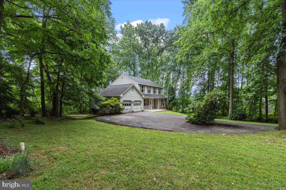 TIMBERLAKE ESTATES - Residential