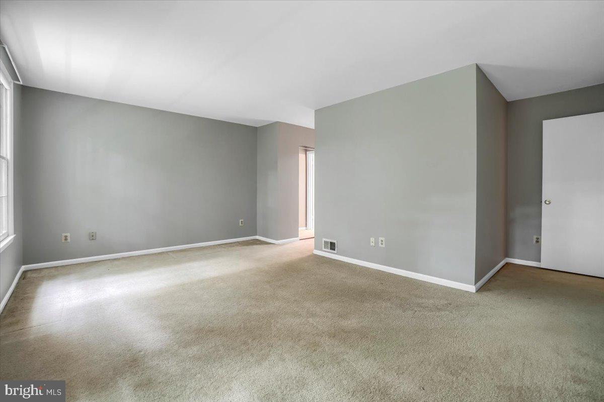 TIMBERLAKE ESTATES - Residential