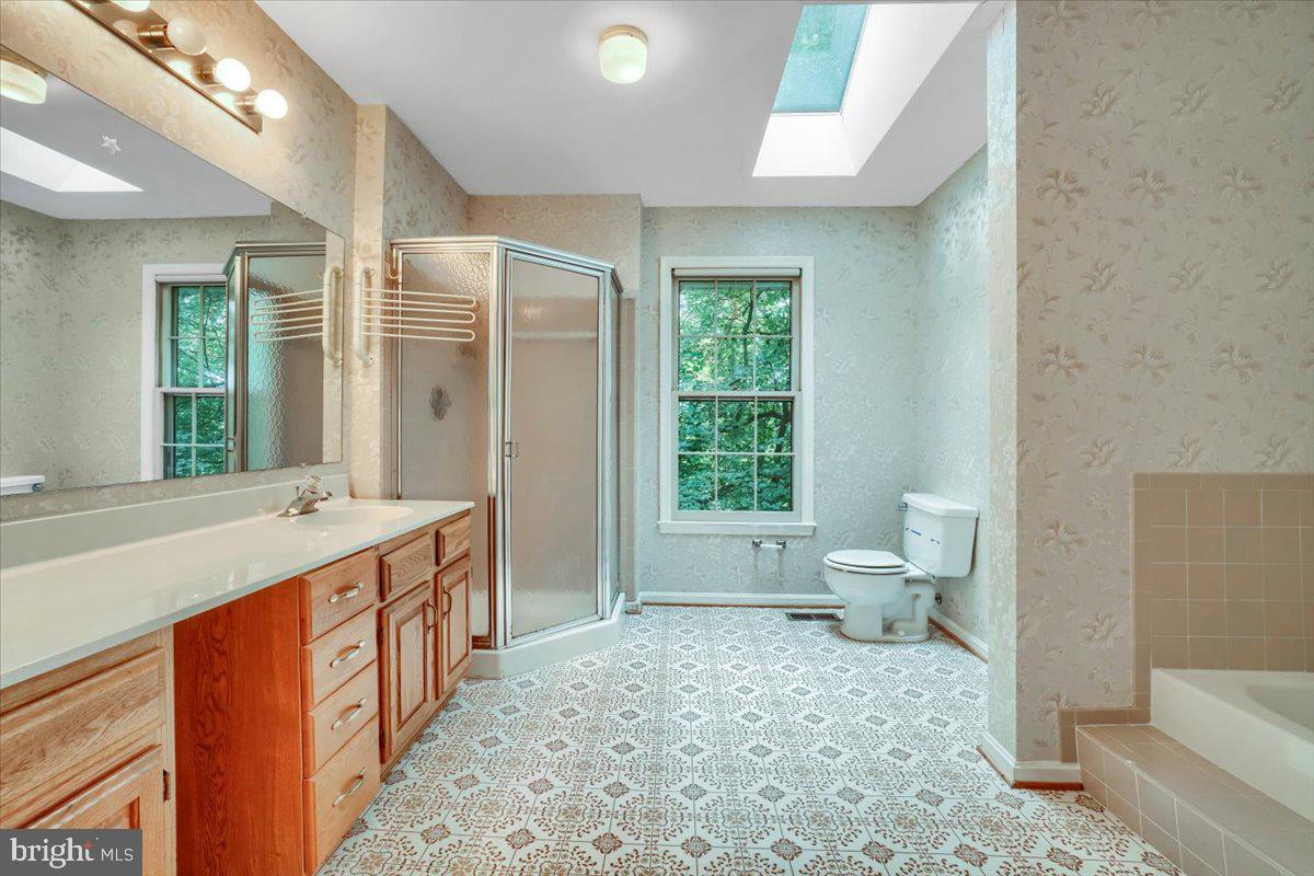 TIMBERLAKE ESTATES - Residential