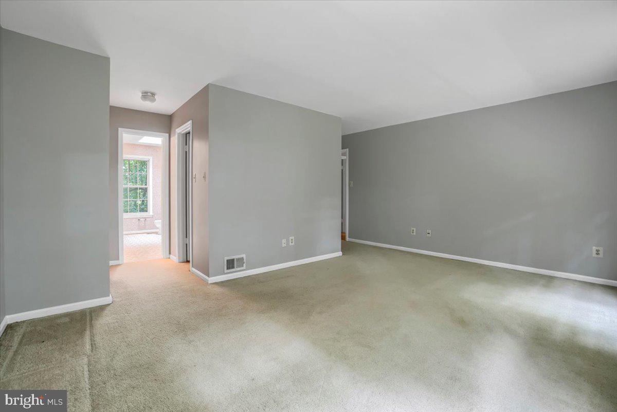 TIMBERLAKE ESTATES - Residential