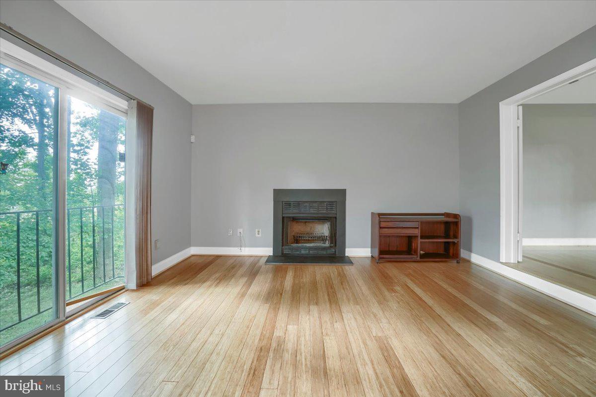 TIMBERLAKE ESTATES - Residential