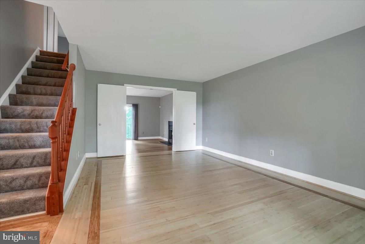 TIMBERLAKE ESTATES - Residential