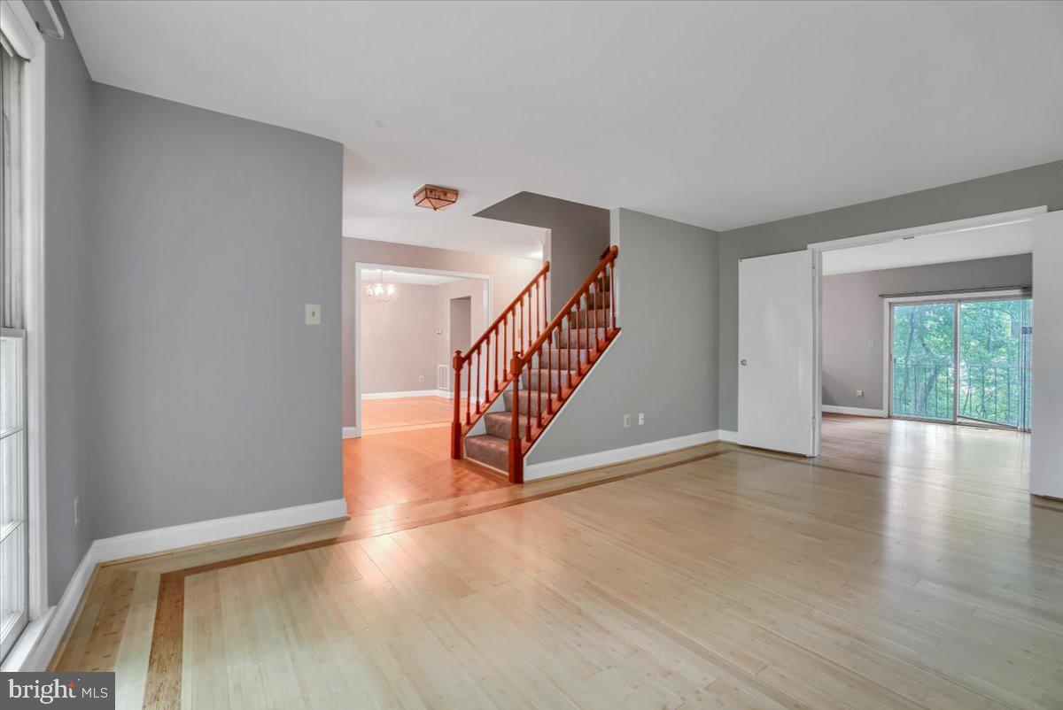 TIMBERLAKE ESTATES - Residential