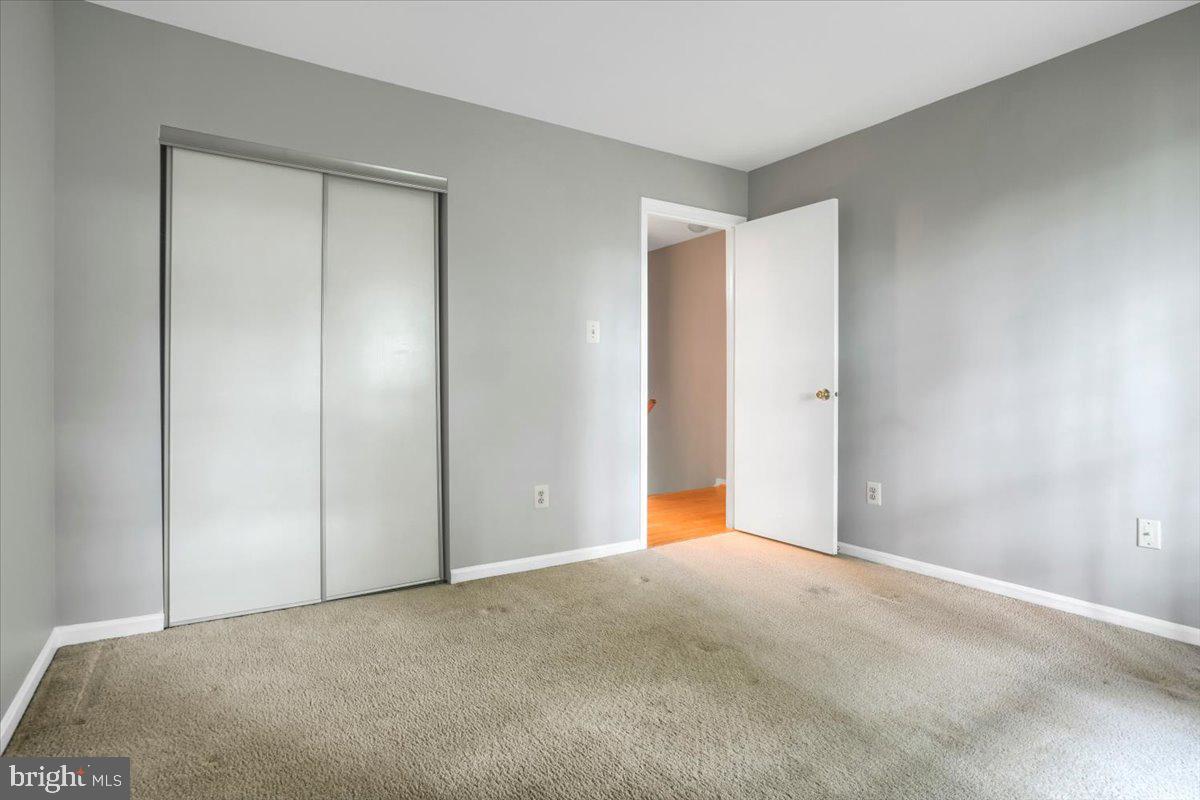 TIMBERLAKE ESTATES - Residential