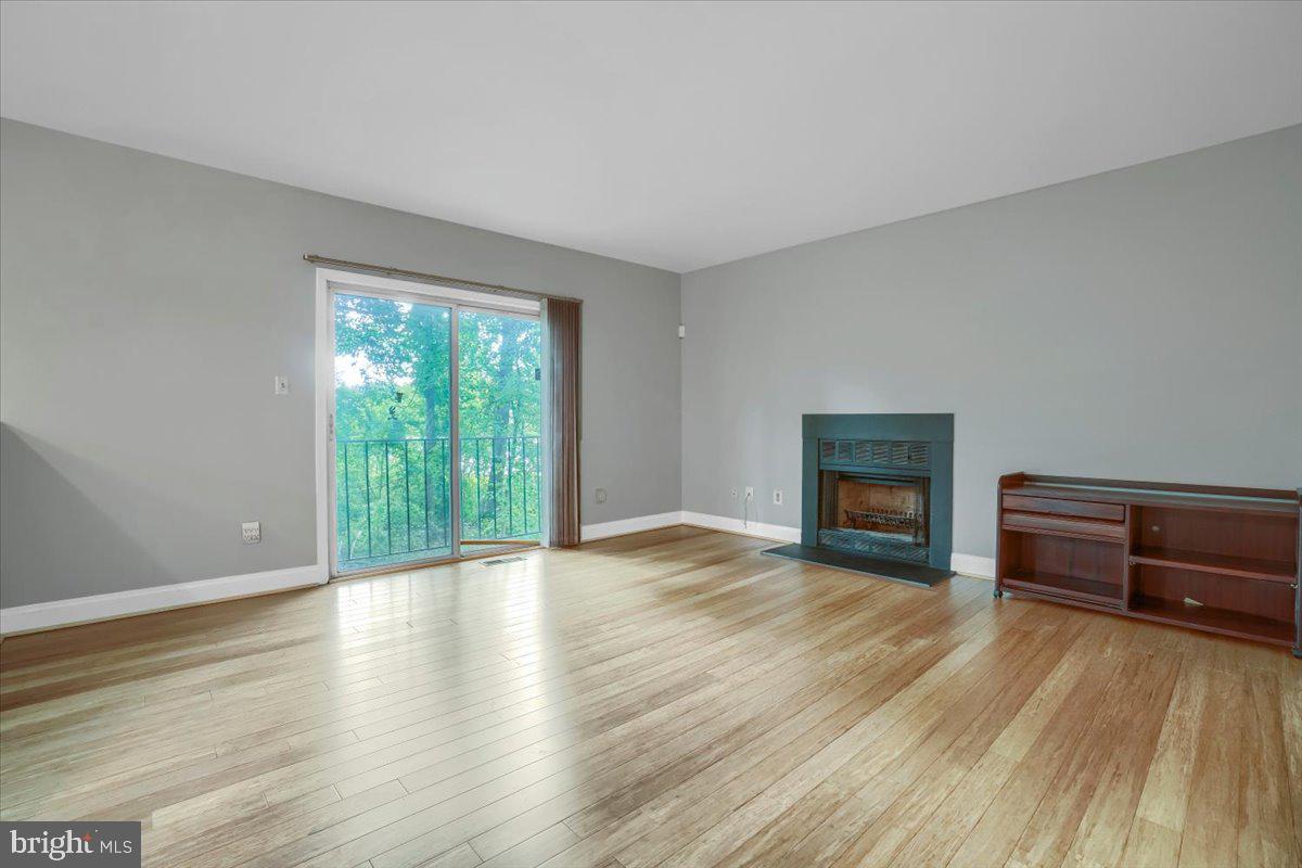 TIMBERLAKE ESTATES - Residential