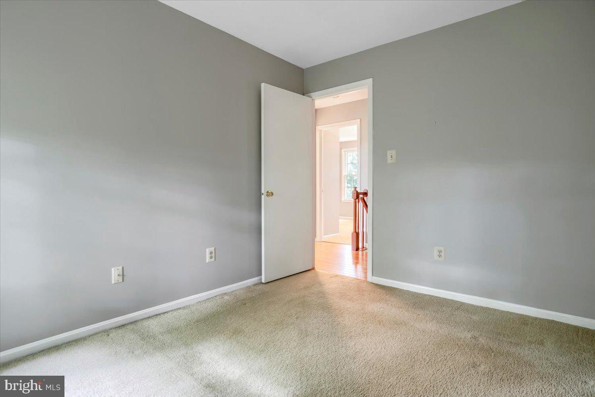 TIMBERLAKE ESTATES - Residential