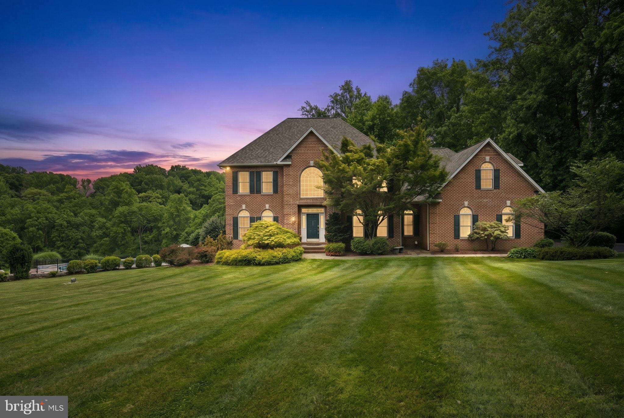 813 SAINT ANN DRIVE