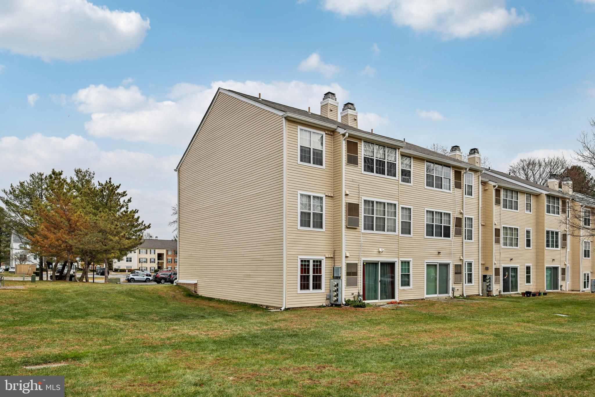 LONGMEAD CROSSING - Residential