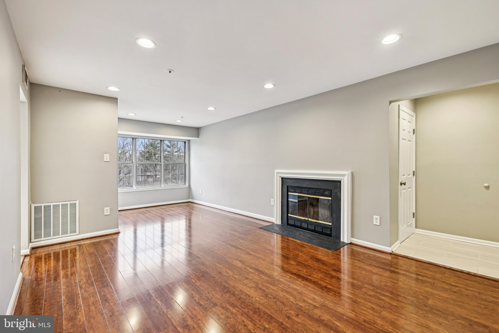 14901 CLEESE COURT 5CE