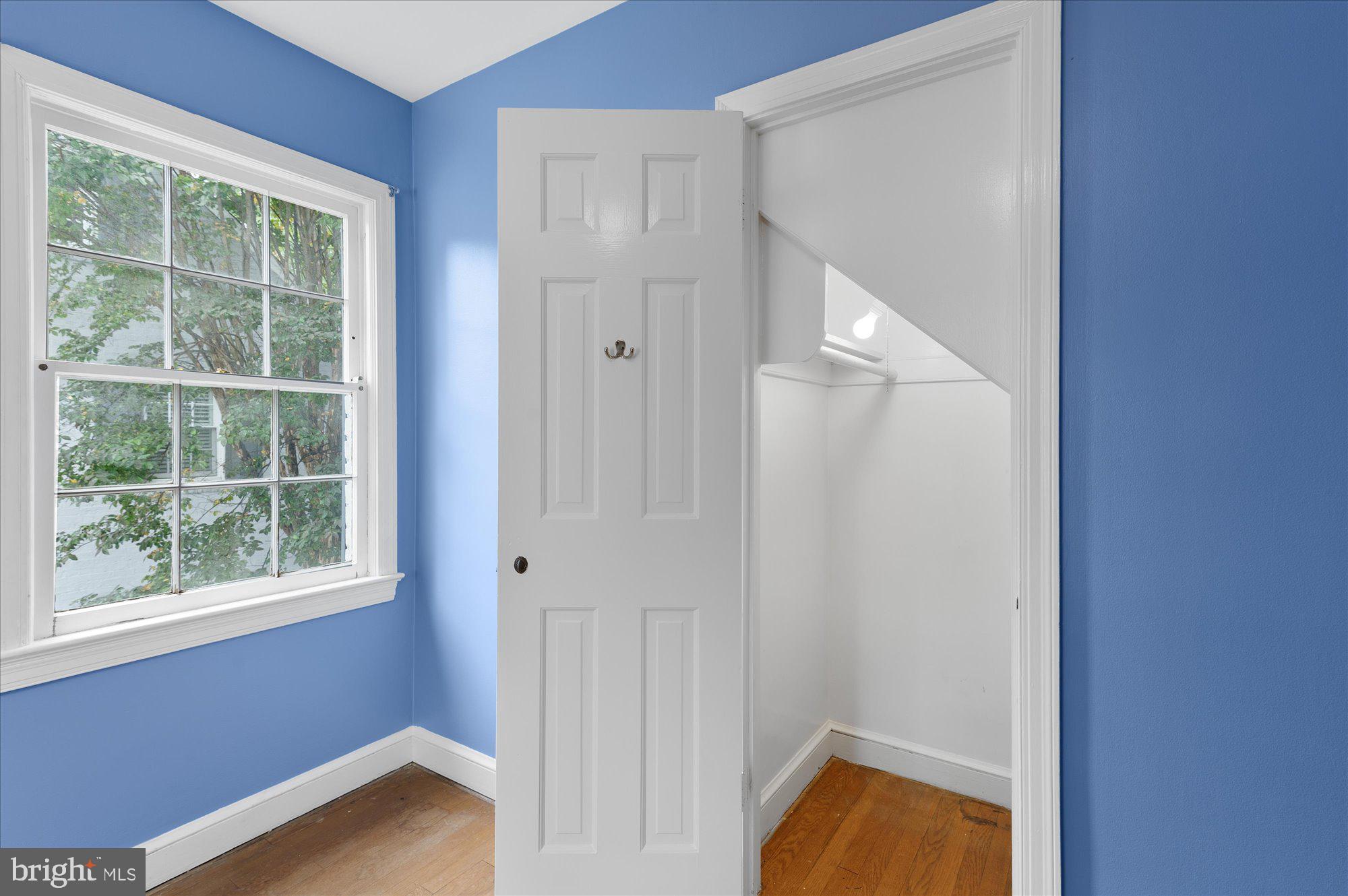 CHEVY CHASE VILLAGE - Residential