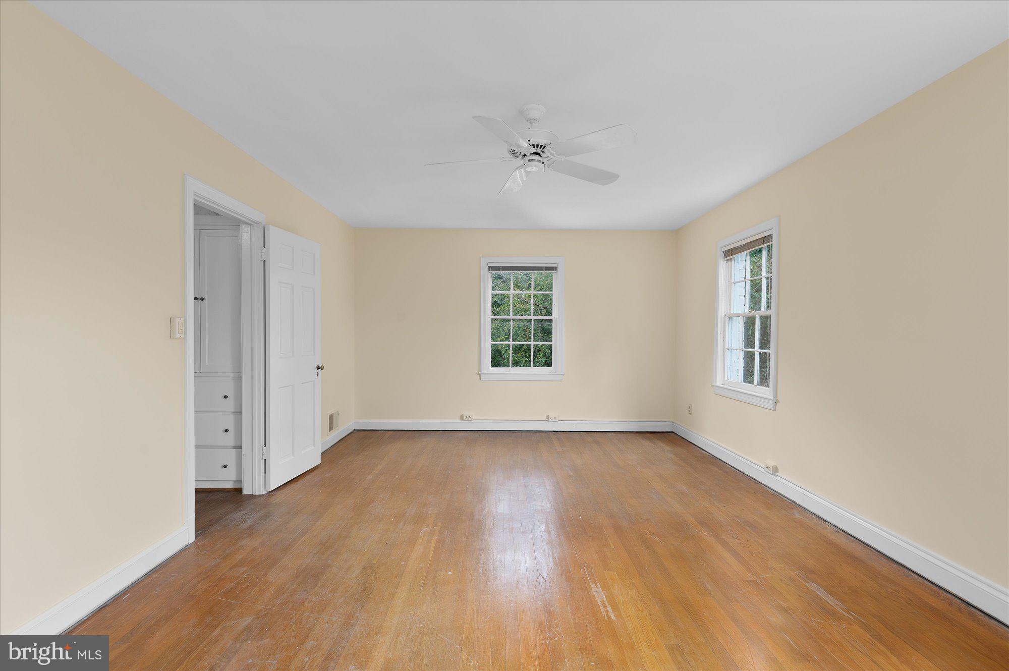 CHEVY CHASE VILLAGE - Residential