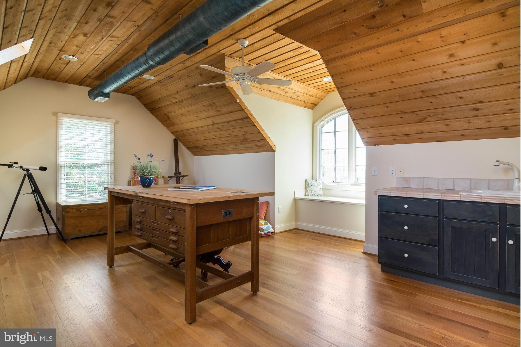 HILLSMERE ESTATES - Residential