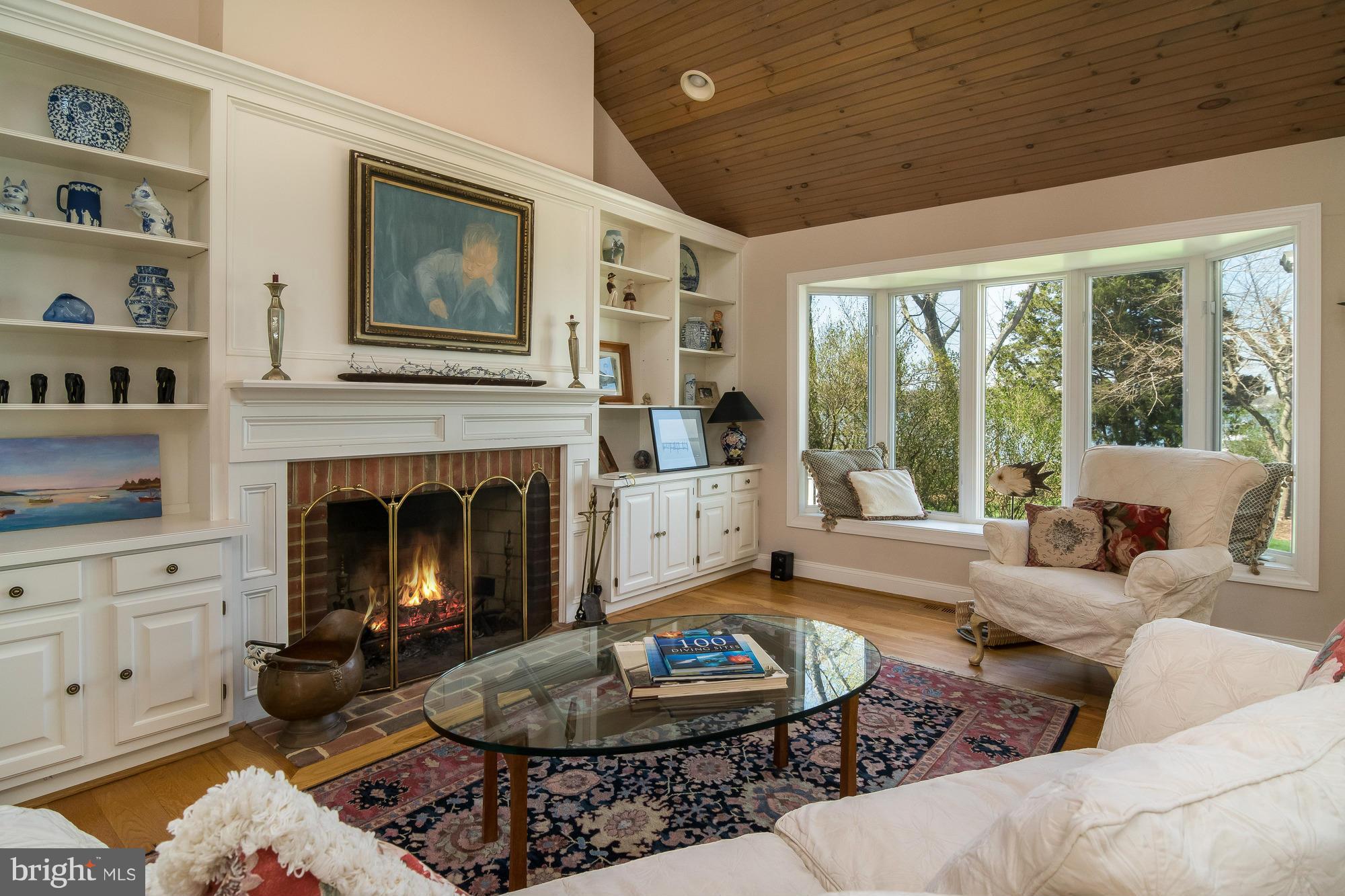 HILLSMERE ESTATES - Residential