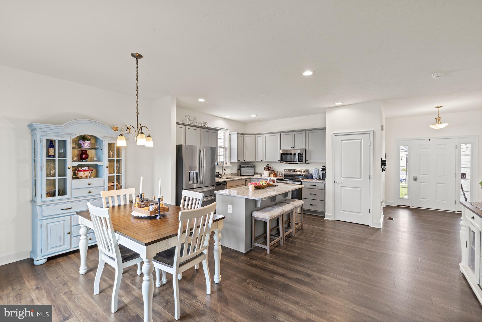 53 NUTHATCH DRIVE