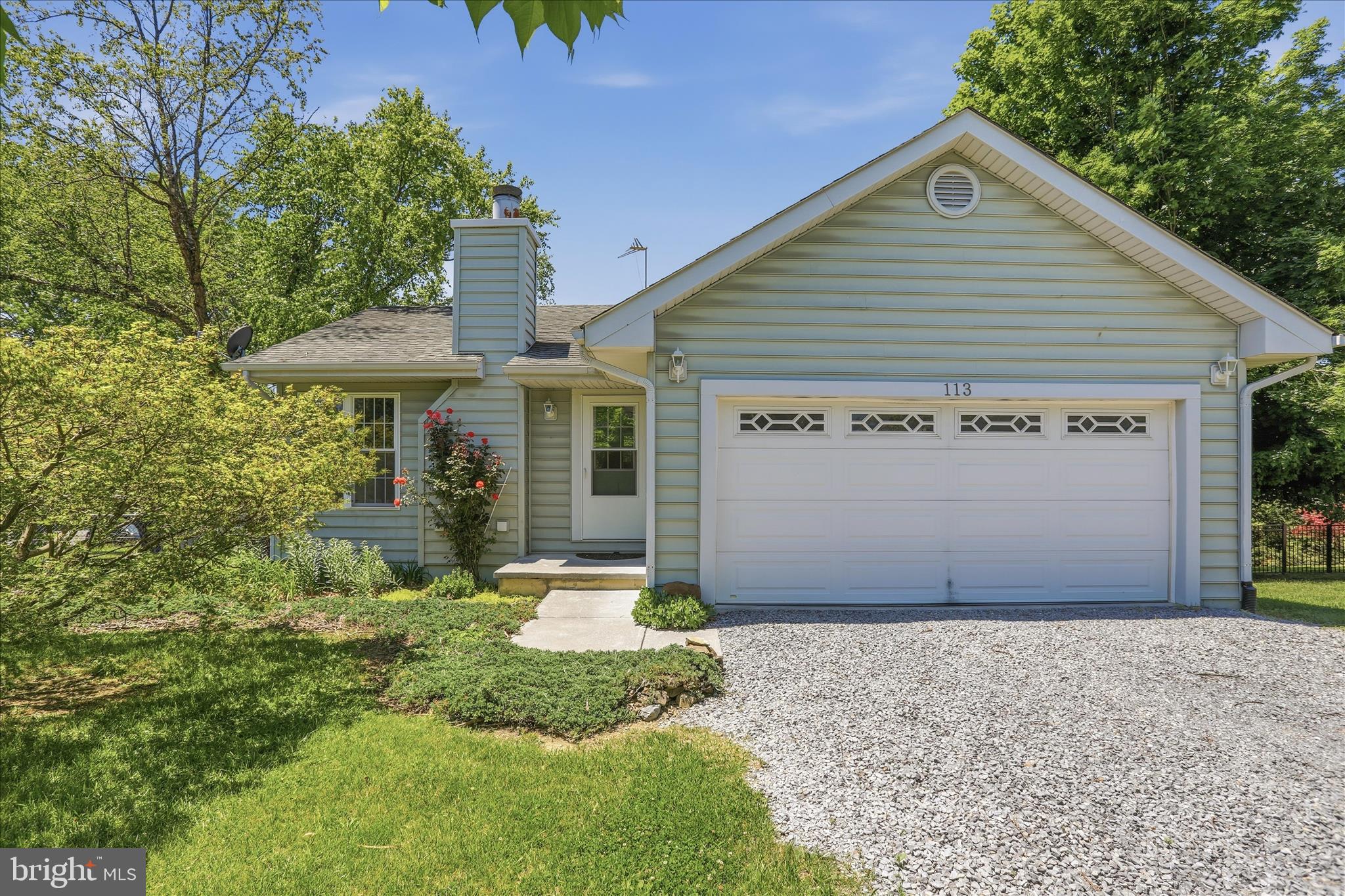 113 BLUEBIRD DRIVE