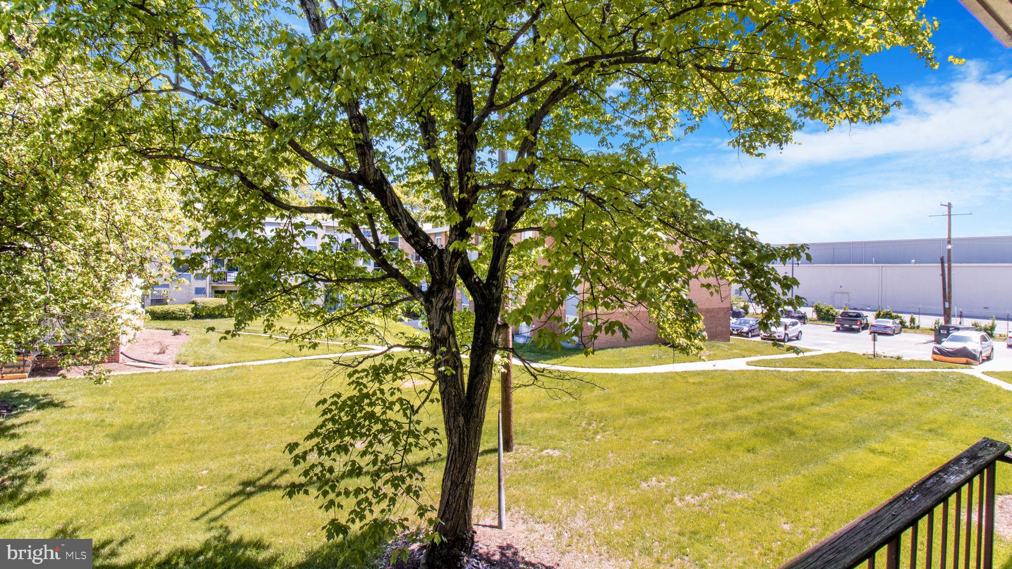 MARLOW TOWERS CONDOMINIUMS - Residential