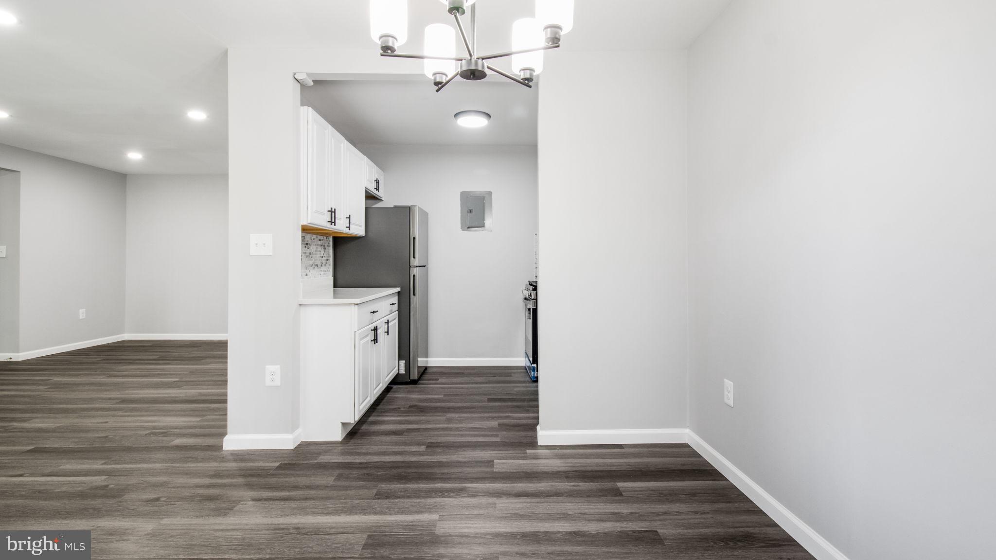 MARLOW TOWERS CONDOMINIUMS - Residential