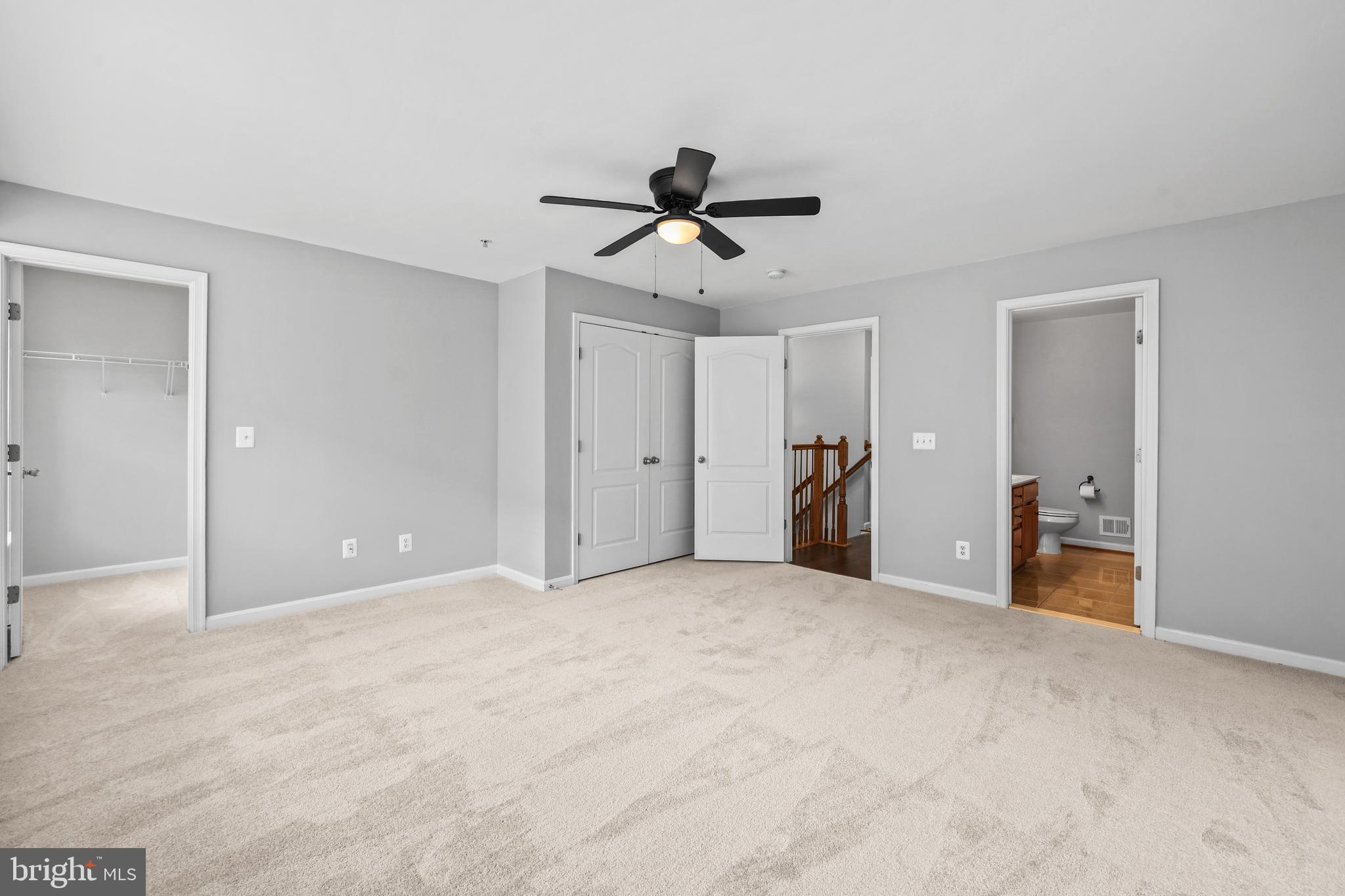 MARKET CENTER - Residential Lease