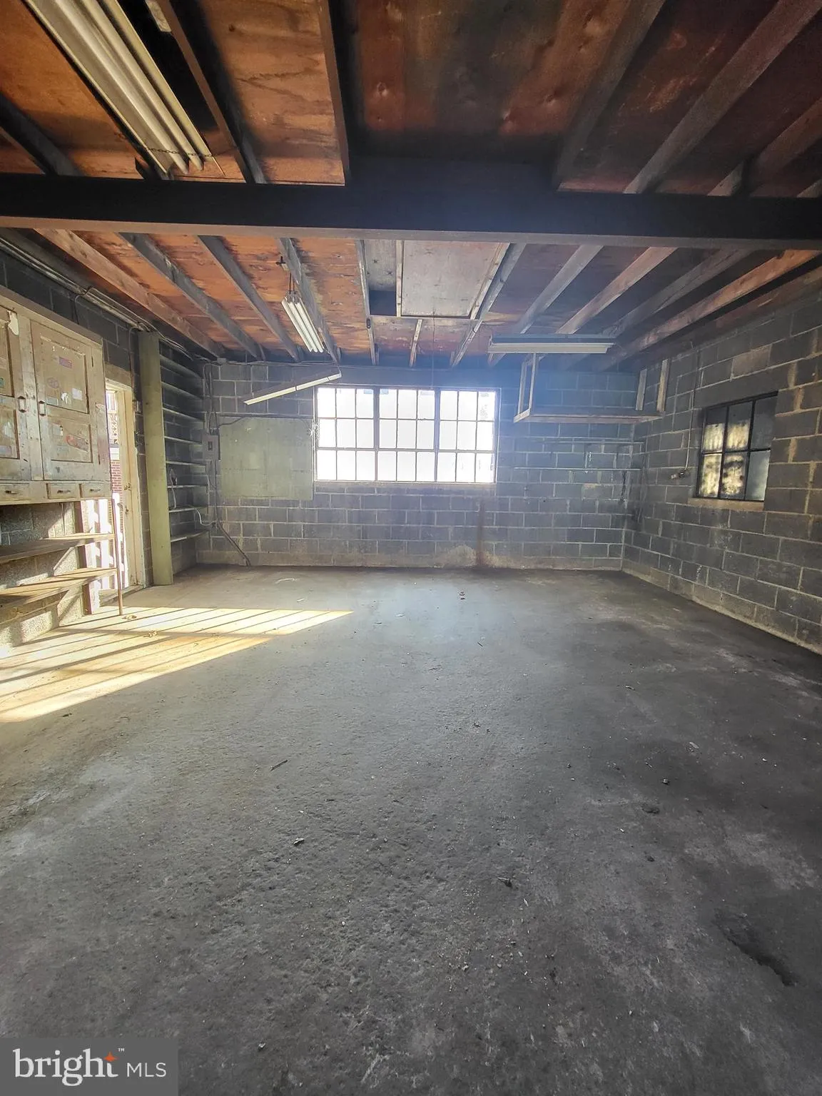 Reading, Pennsylvania 19609, United States, 3 Bedrooms Bedrooms, ,2 BathroomsBathrooms,Residential,Pending,10280