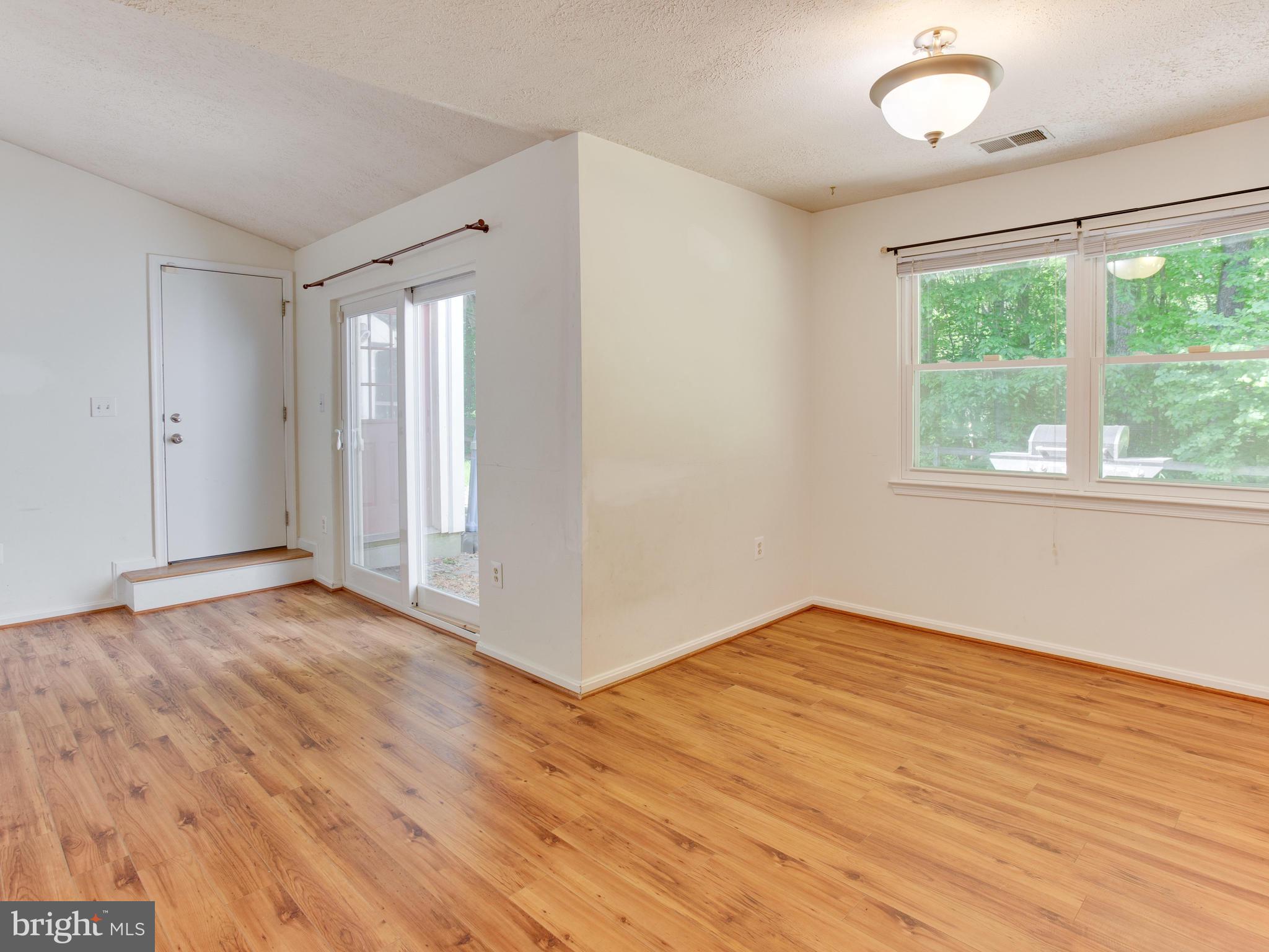 EUTAW FOREST - Residential Lease