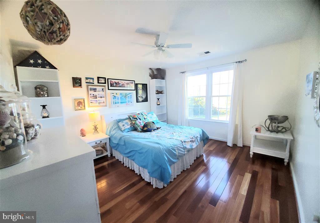 COLVINS GLEN - Residential Lease