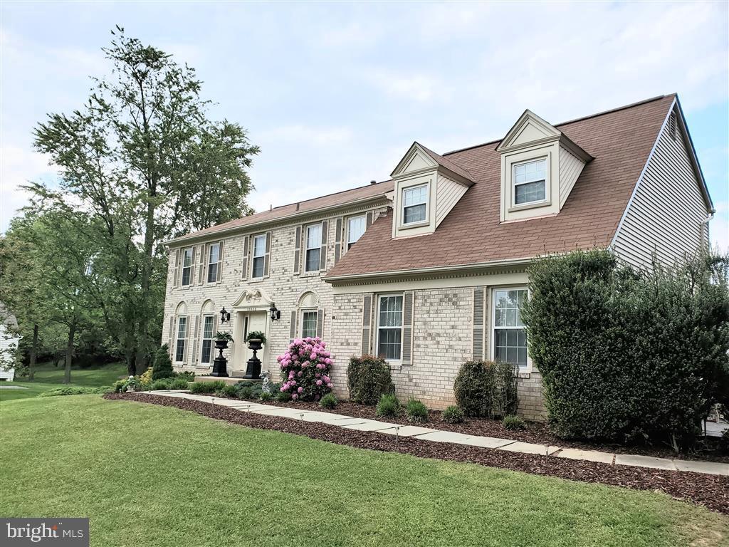 COLVINS GLEN - Residential Lease