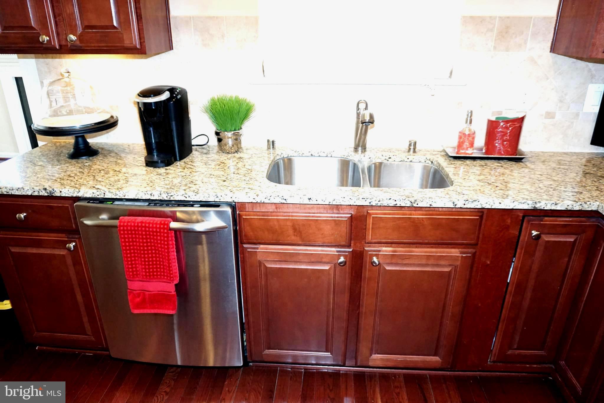 TANYARD SPRINGS - Residential