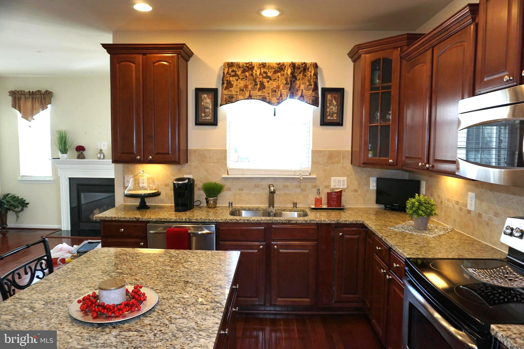 TANYARD SPRINGS - Residential