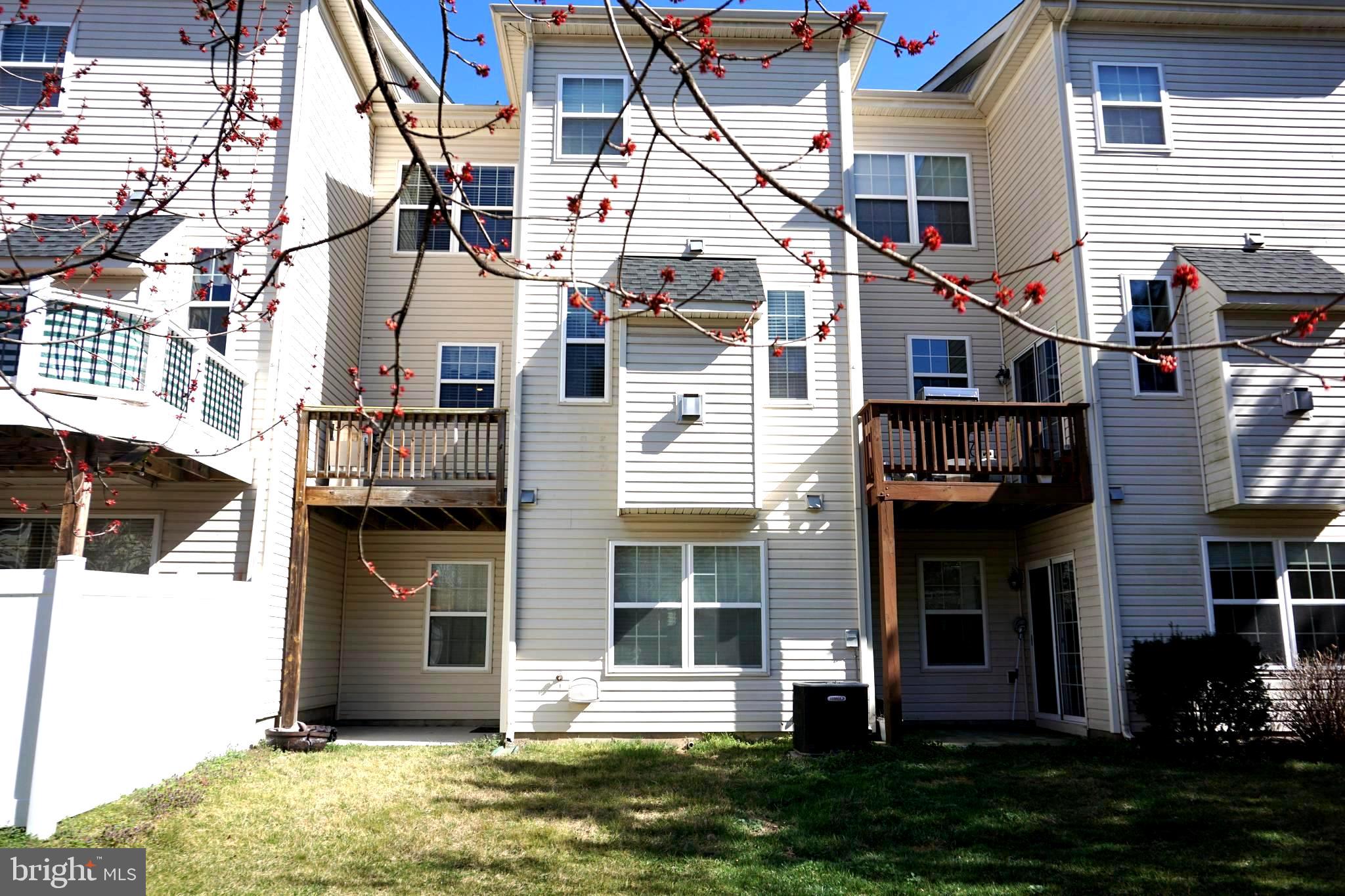 TANYARD SPRINGS - Residential