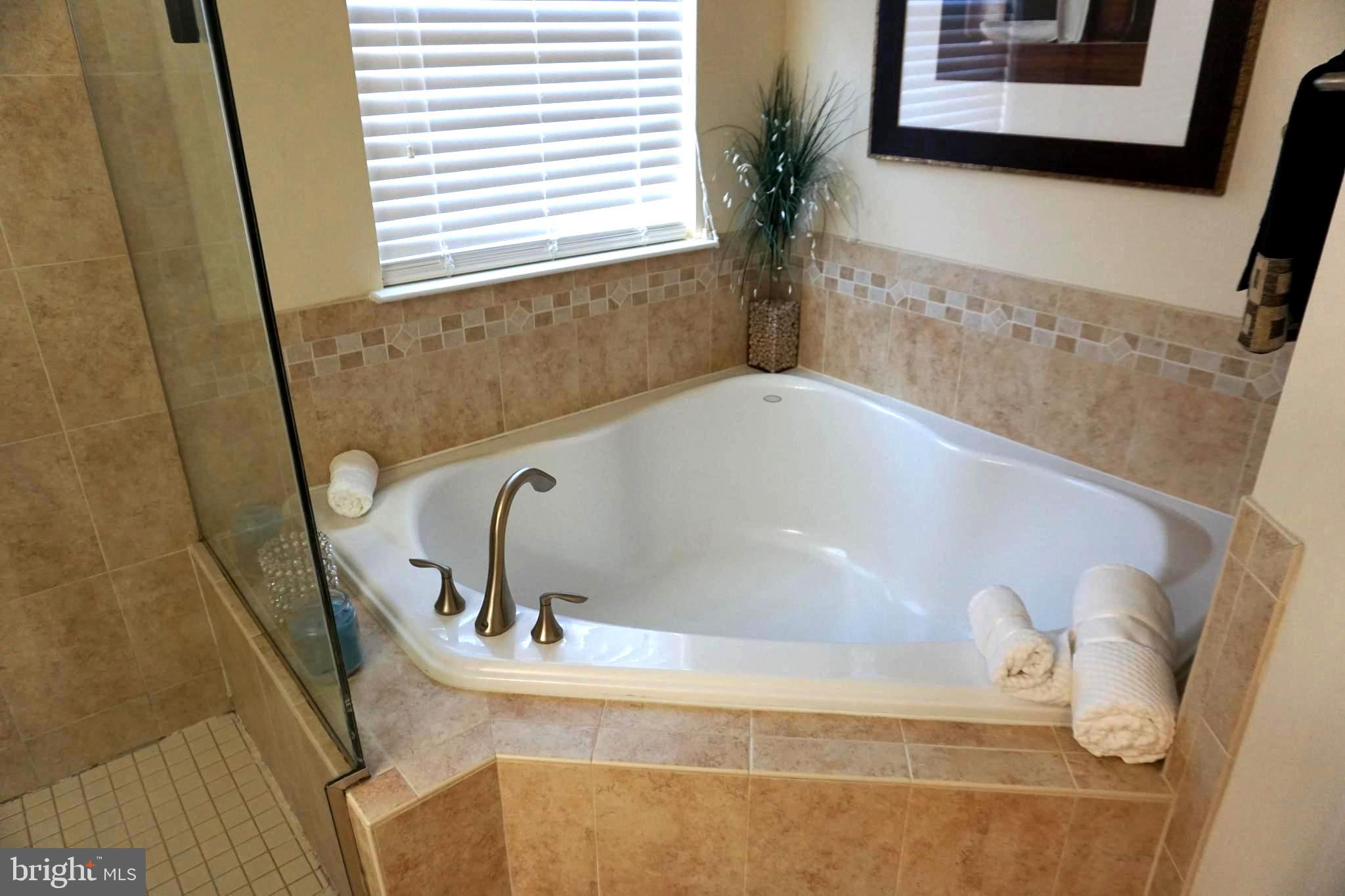 TANYARD SPRINGS - Residential