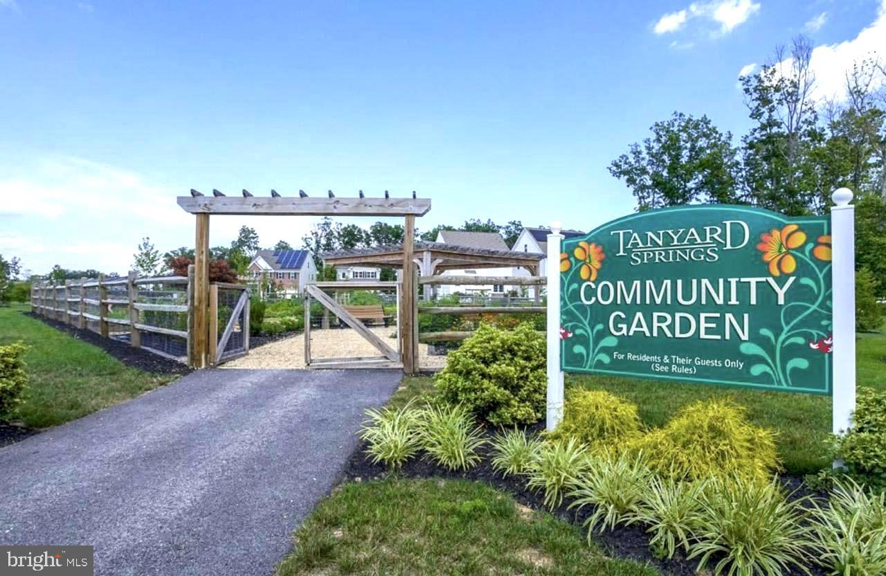 TANYARD SPRINGS - Residential