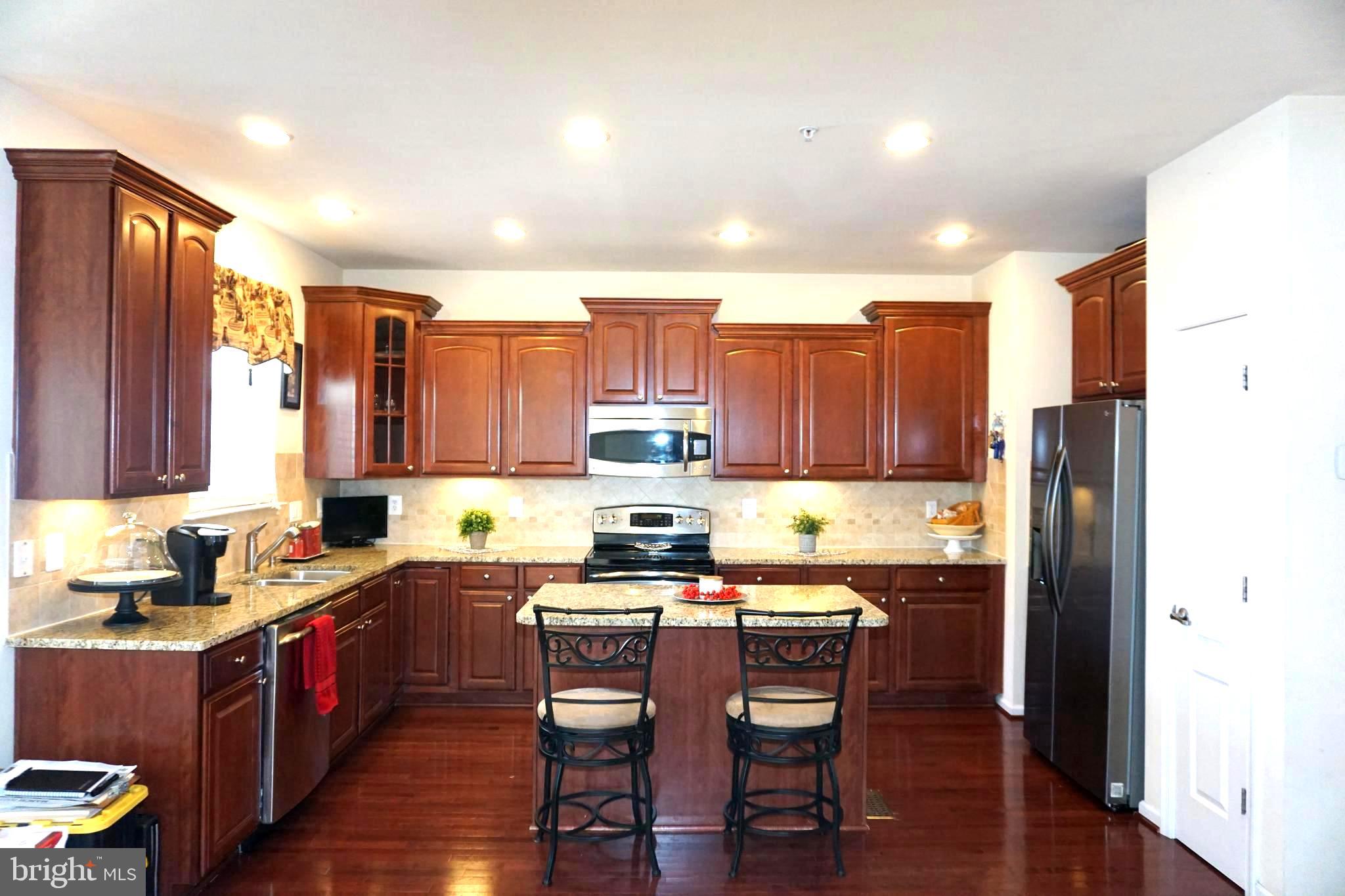 TANYARD SPRINGS - Residential