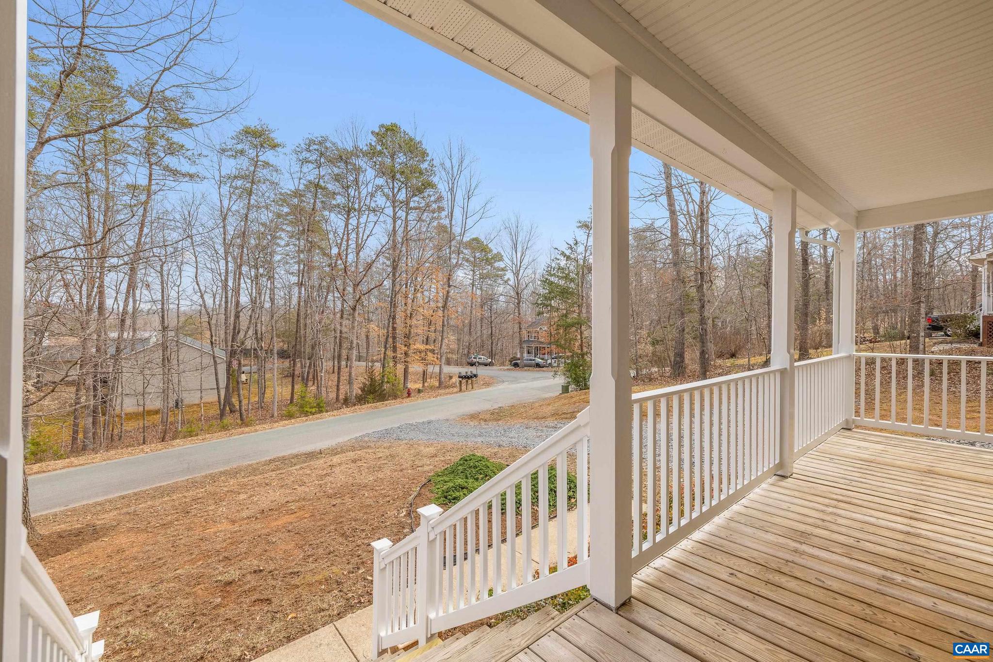 LAKE MONTICELLO - Residential