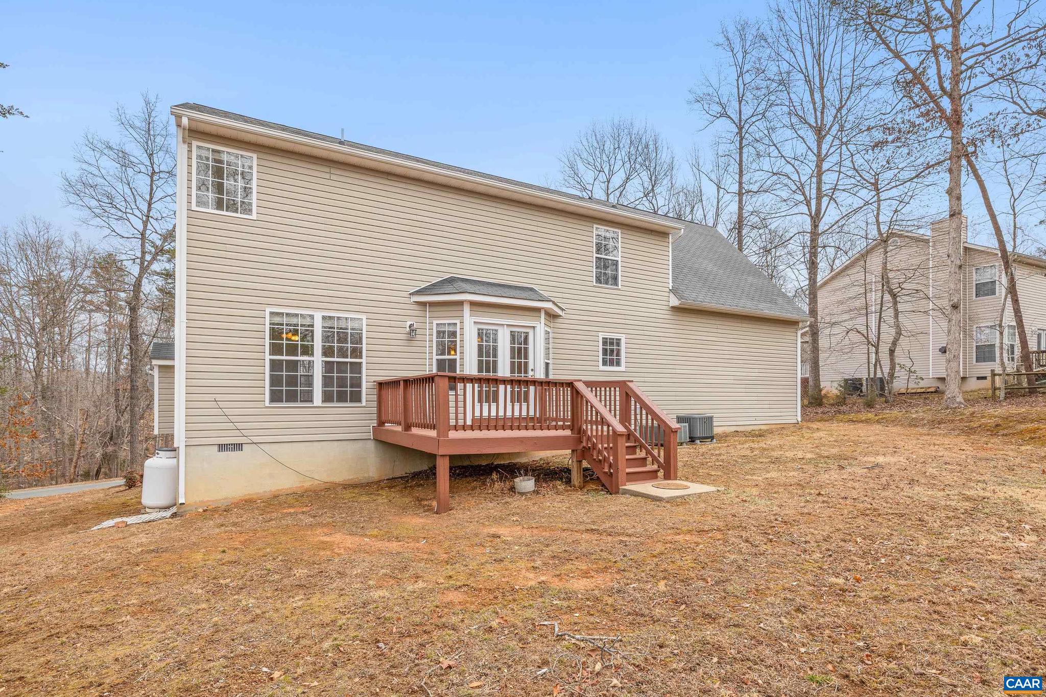 LAKE MONTICELLO - Residential