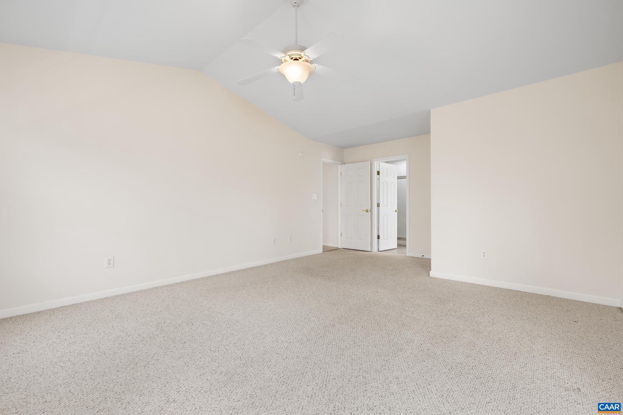 LAKE MONTICELLO - Residential