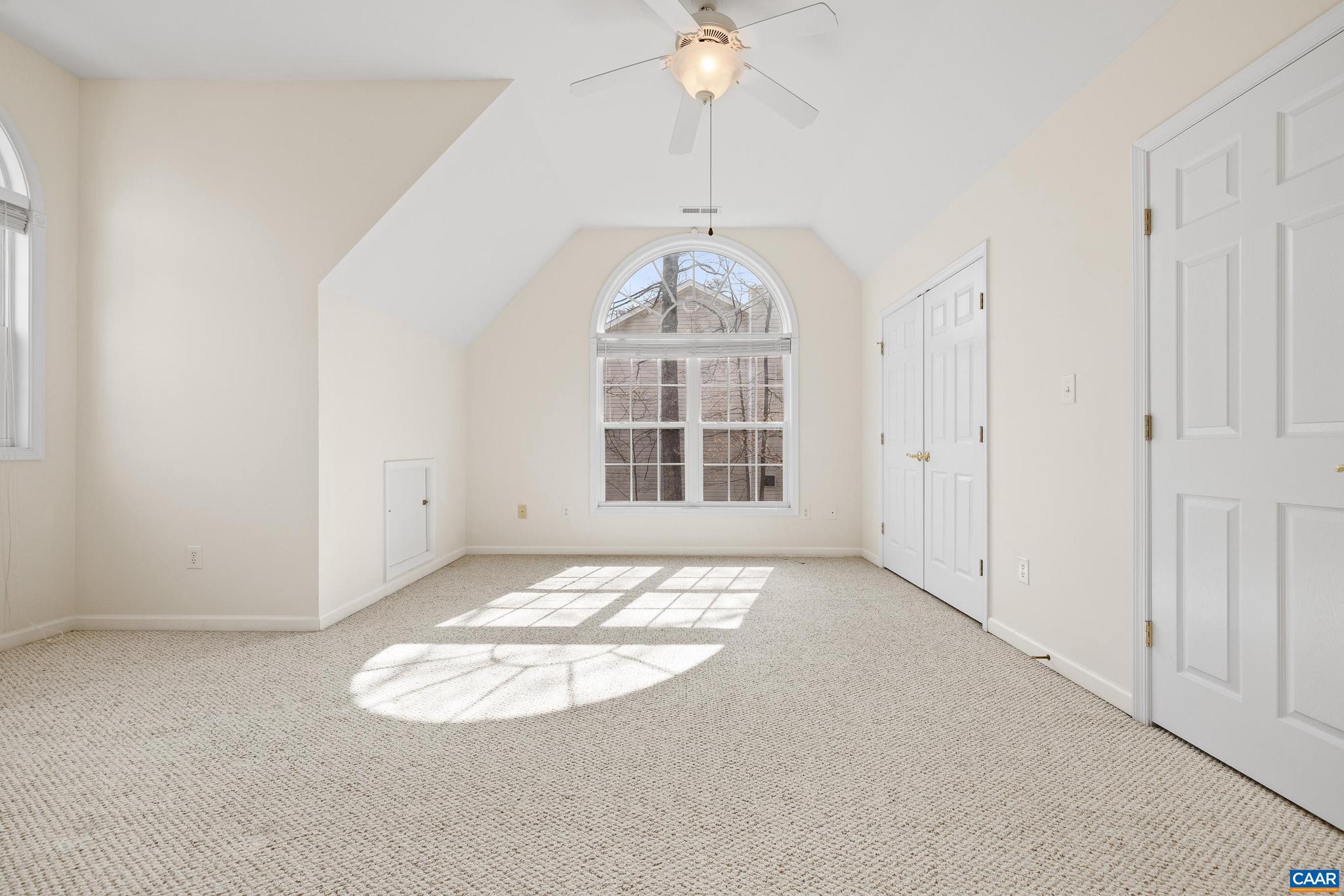 LAKE MONTICELLO - Residential