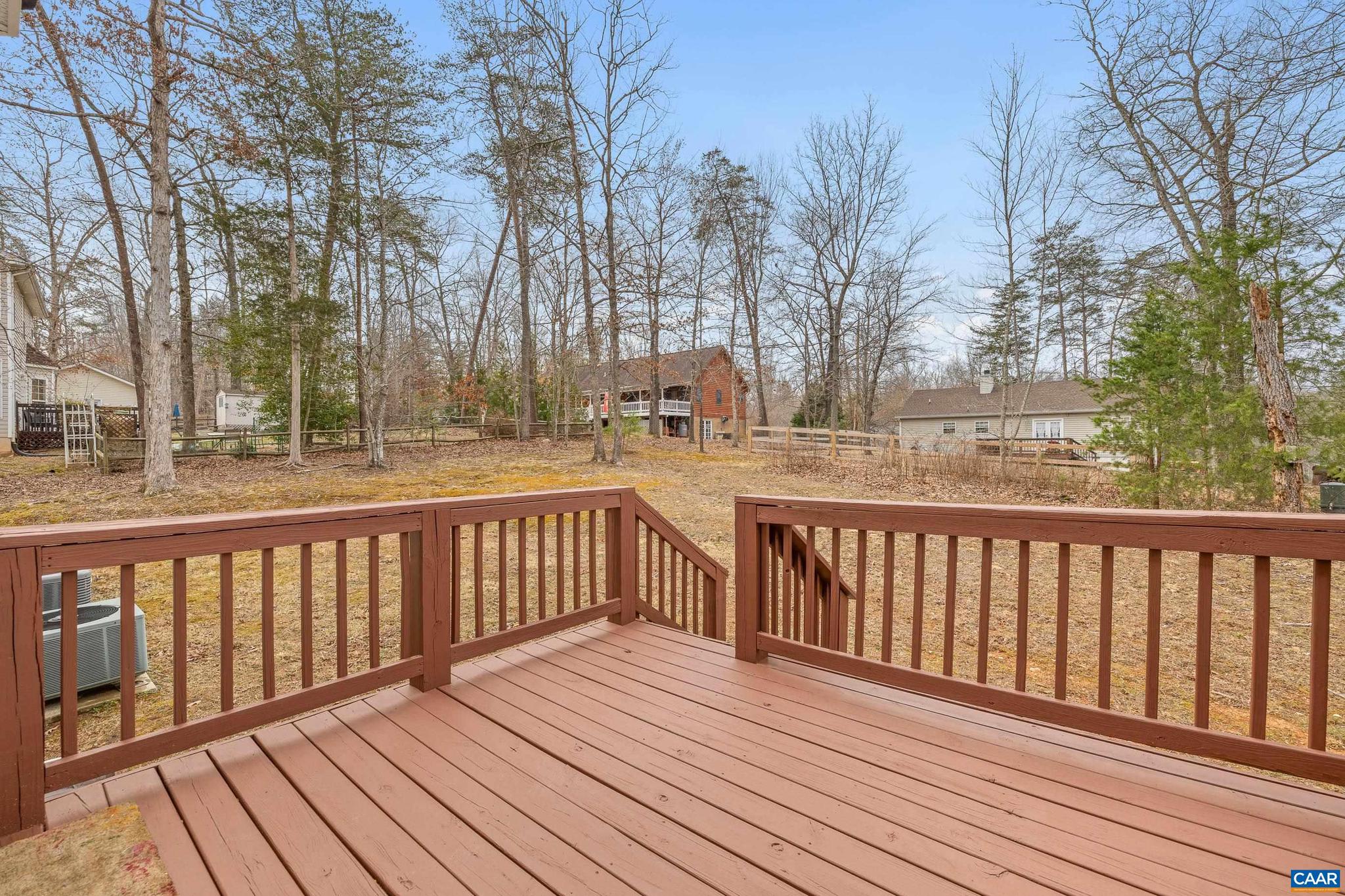 LAKE MONTICELLO - Residential