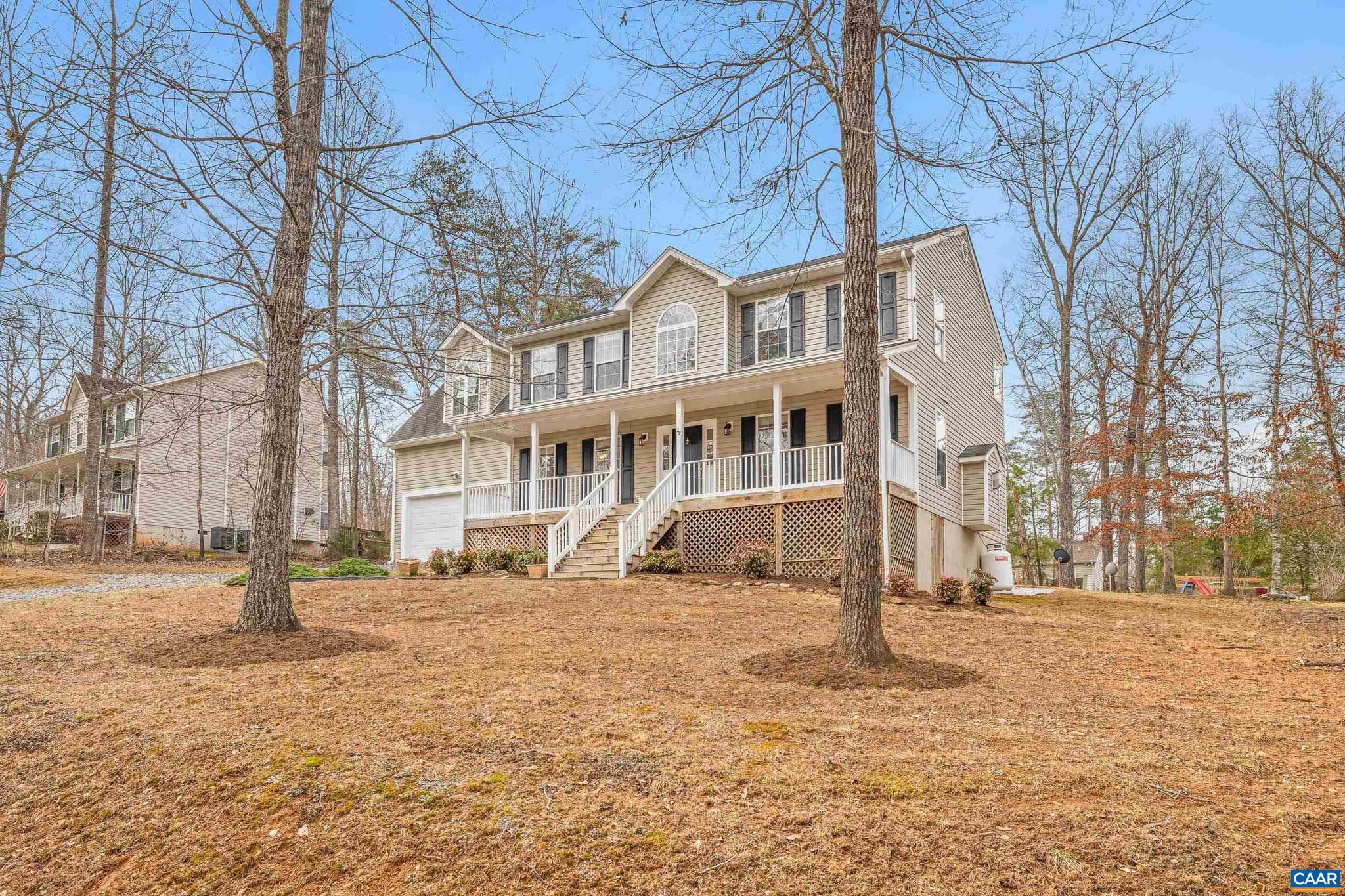 LAKE MONTICELLO - Residential