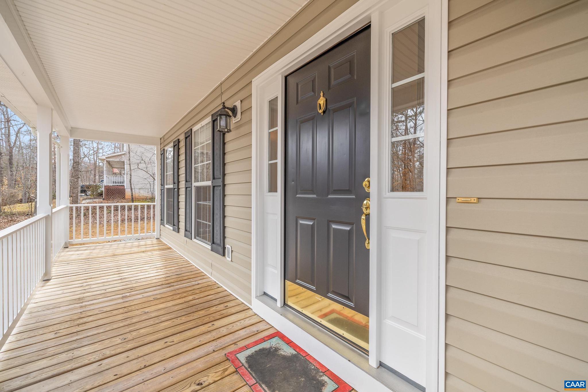 LAKE MONTICELLO - Residential