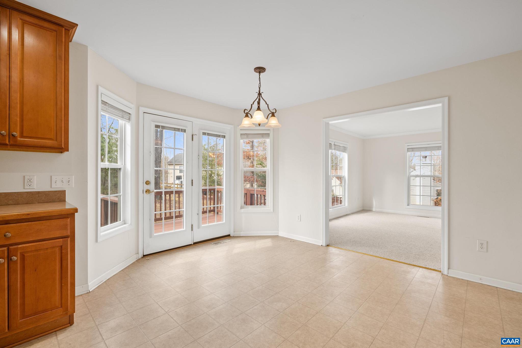 LAKE MONTICELLO - Residential